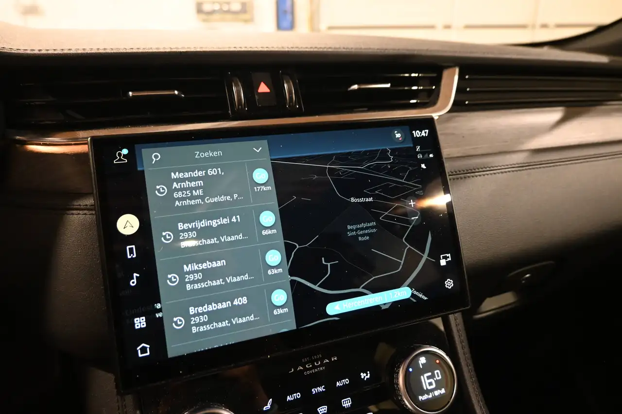 Jaguar F-Pace 2.0 D165 NEW MODEL / NOUVEAU MODELE / BLACK EDITION / R-SPORT / CAMERA, миниатюра 24