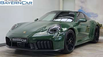 Targa 4 GTS Irishgreen Matrix Lift SportDes