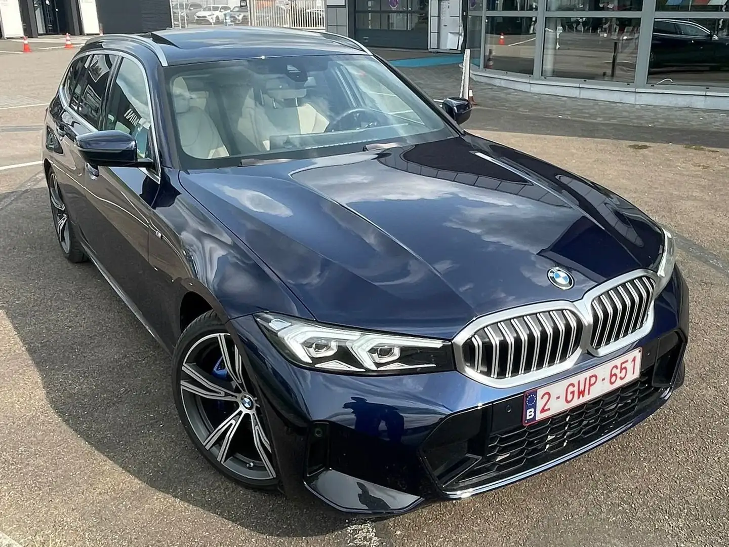 BMW 320 Touring 320iAS Bleu - 1