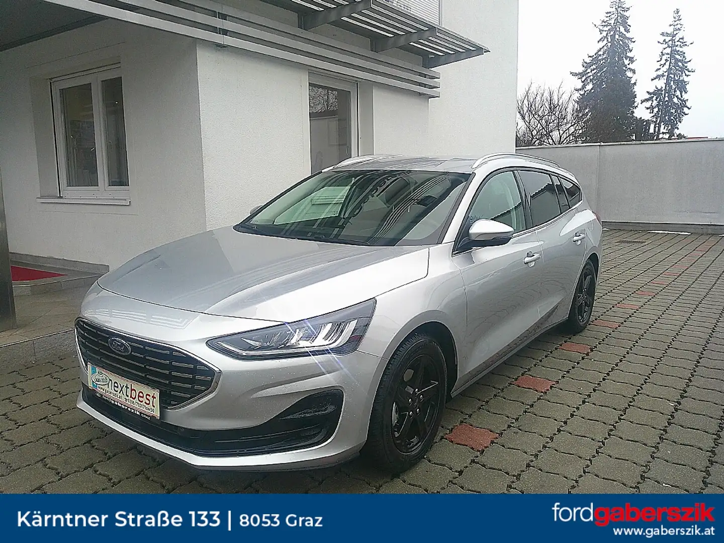 Ford Focus Turnier 1,0 EcoBoost Hybrid Titanium Aut. Silber - 1