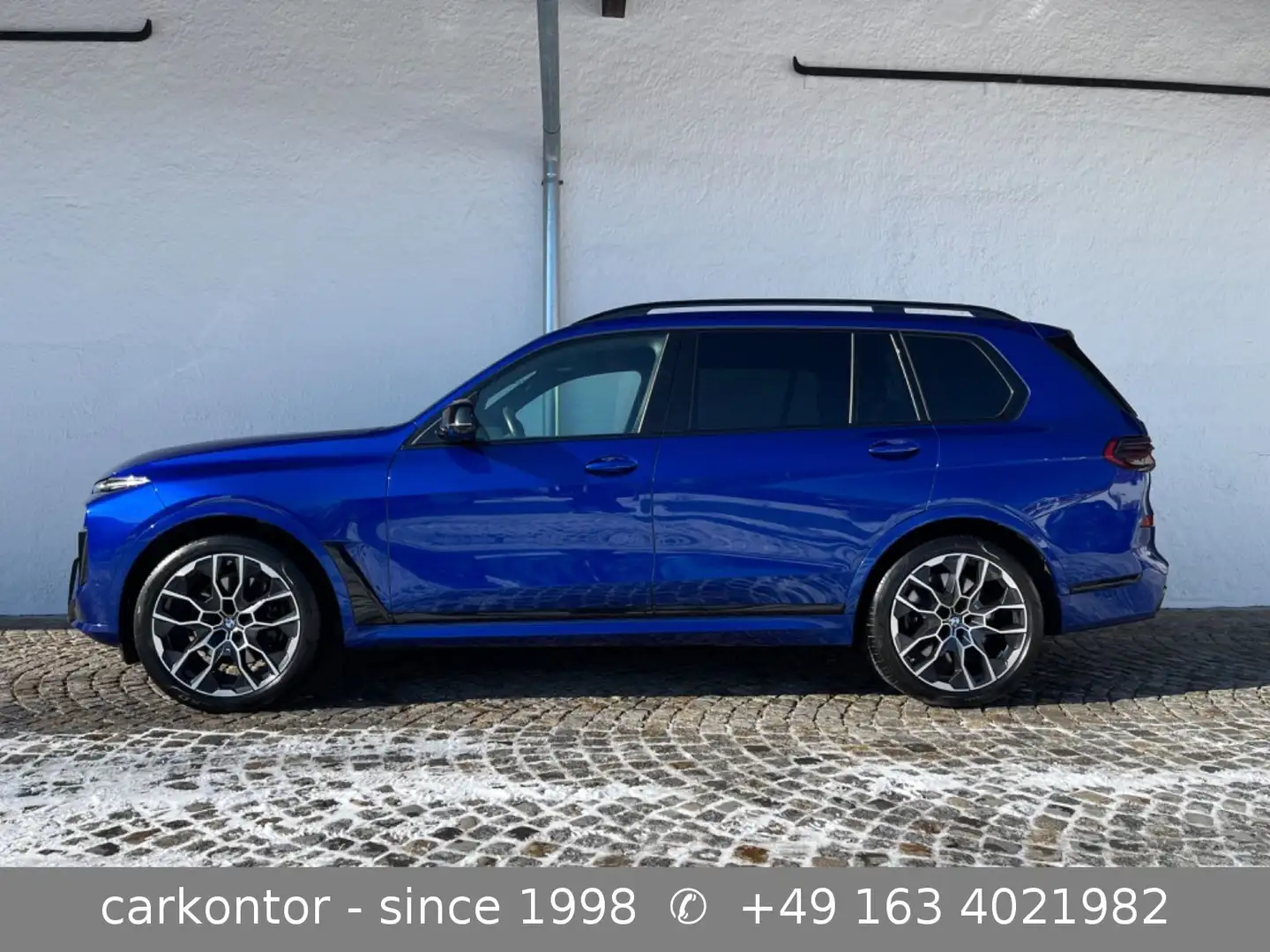 BMW X7 M60i xDr *M SPORT PRO*22 ZO*PANO*KRISTALL* Bleu - 1