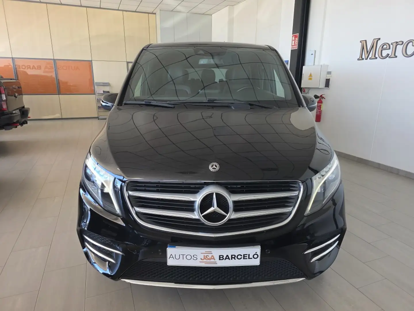 Mercedes-Benz V 250 250d Largo Avantgarde 7G Tronic Negro - 2