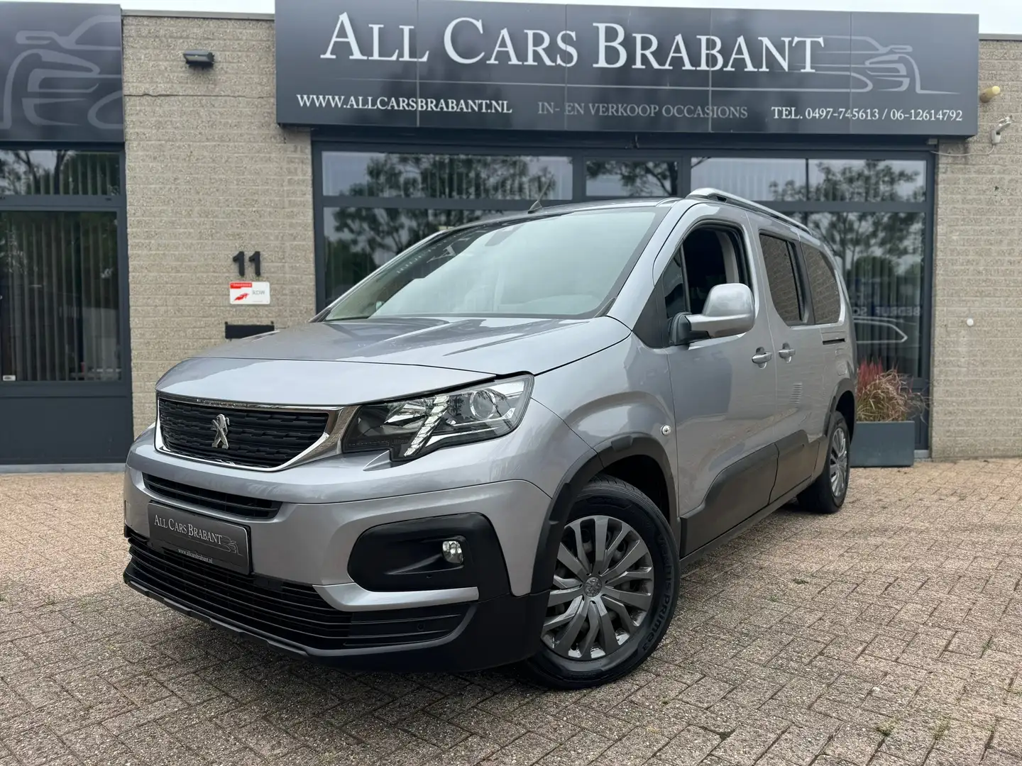 Peugeot Rifter Long 1.2 Puretech Long Allure / 7 PERS/ DEALER OND Zilver - 1