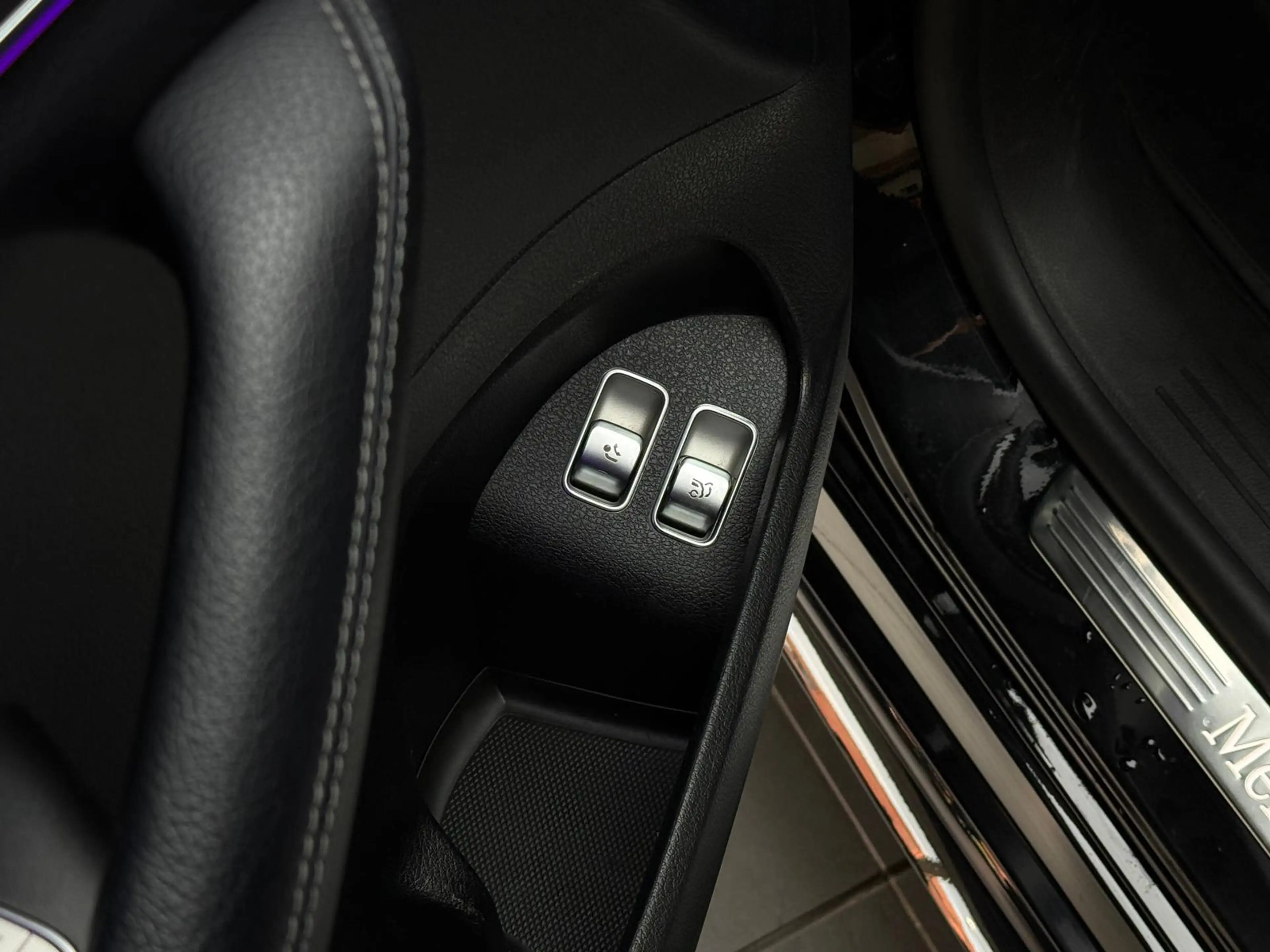 Mercedes-Benz GLS 400 4M*AMG*E-Aktive*Pano*HuD*Burm.*StHzg* — photo 11