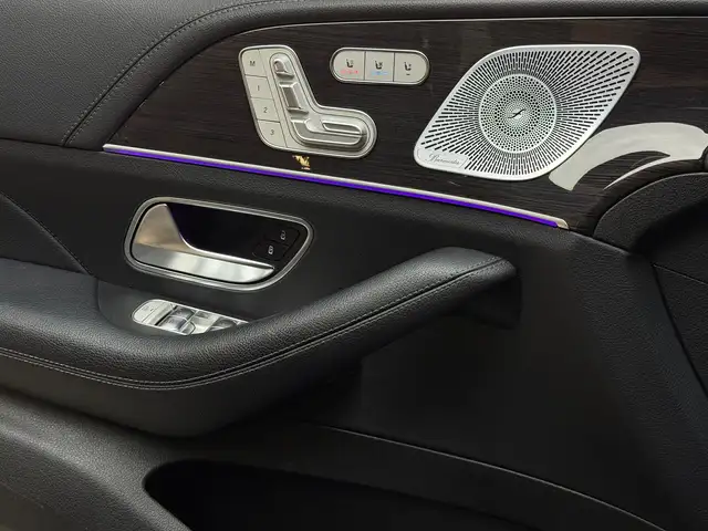 Mercedes-Benz GLS Class view 10
