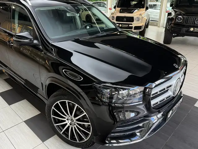 Mercedes-Benz GLS Class view 5