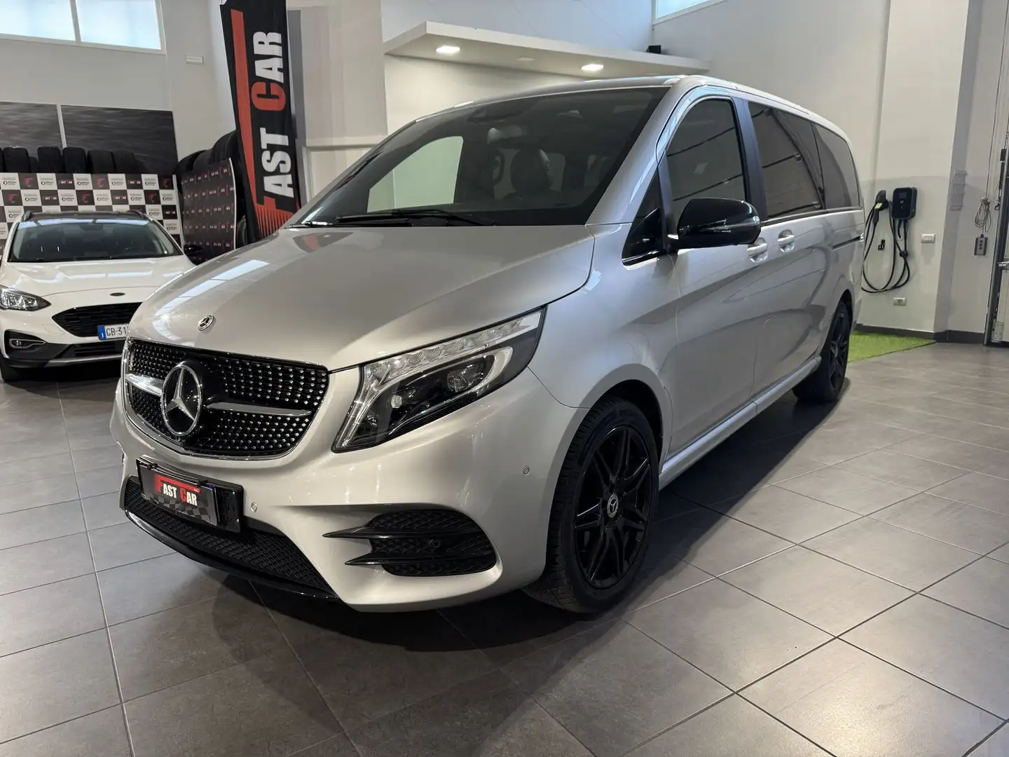 Mercedes-Benz V 250 V 250 d Automatic 4Matic Premium Long Grigio - 1