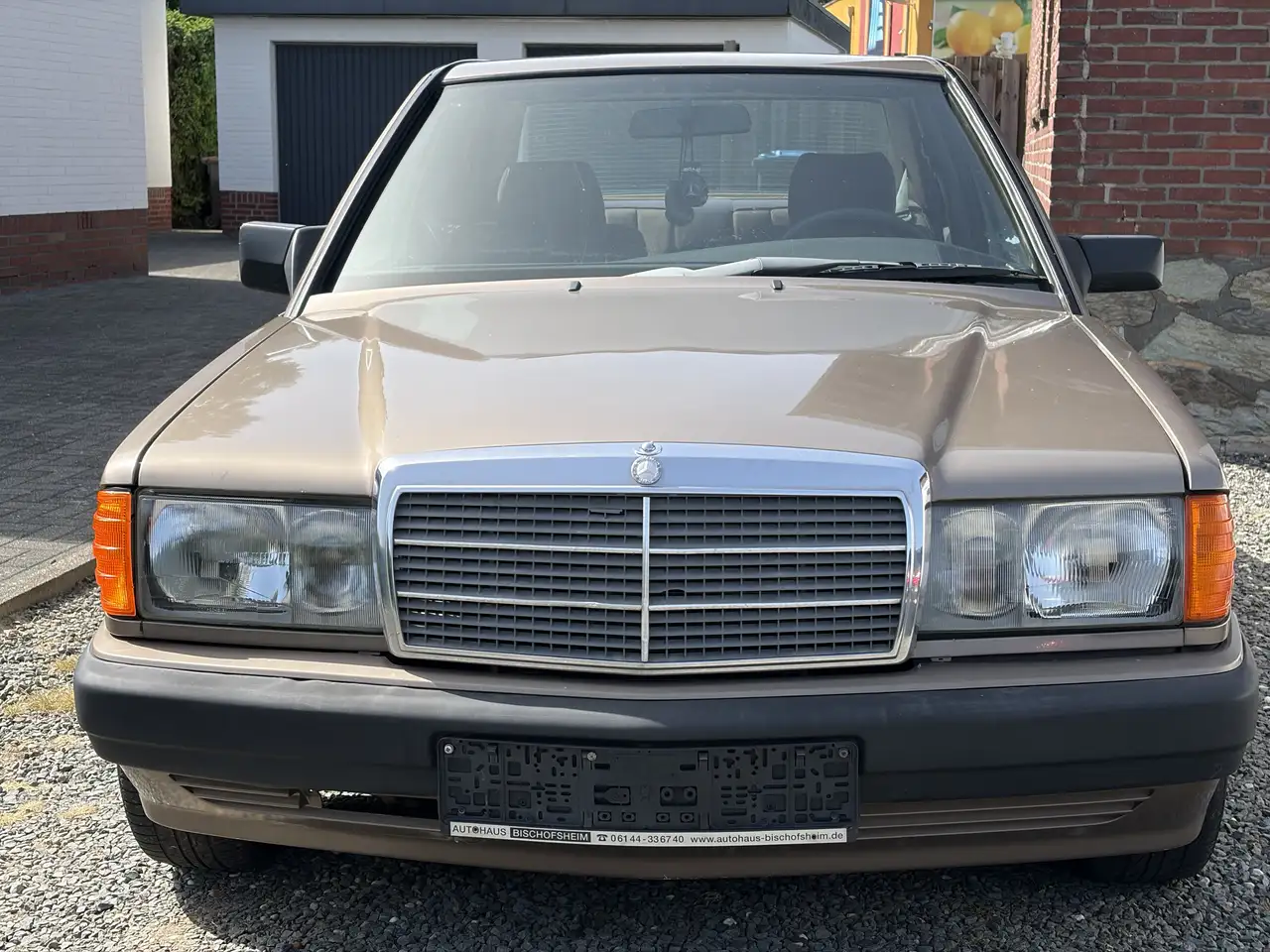 Mercedes-Benz 190 E 2.3, foto 3