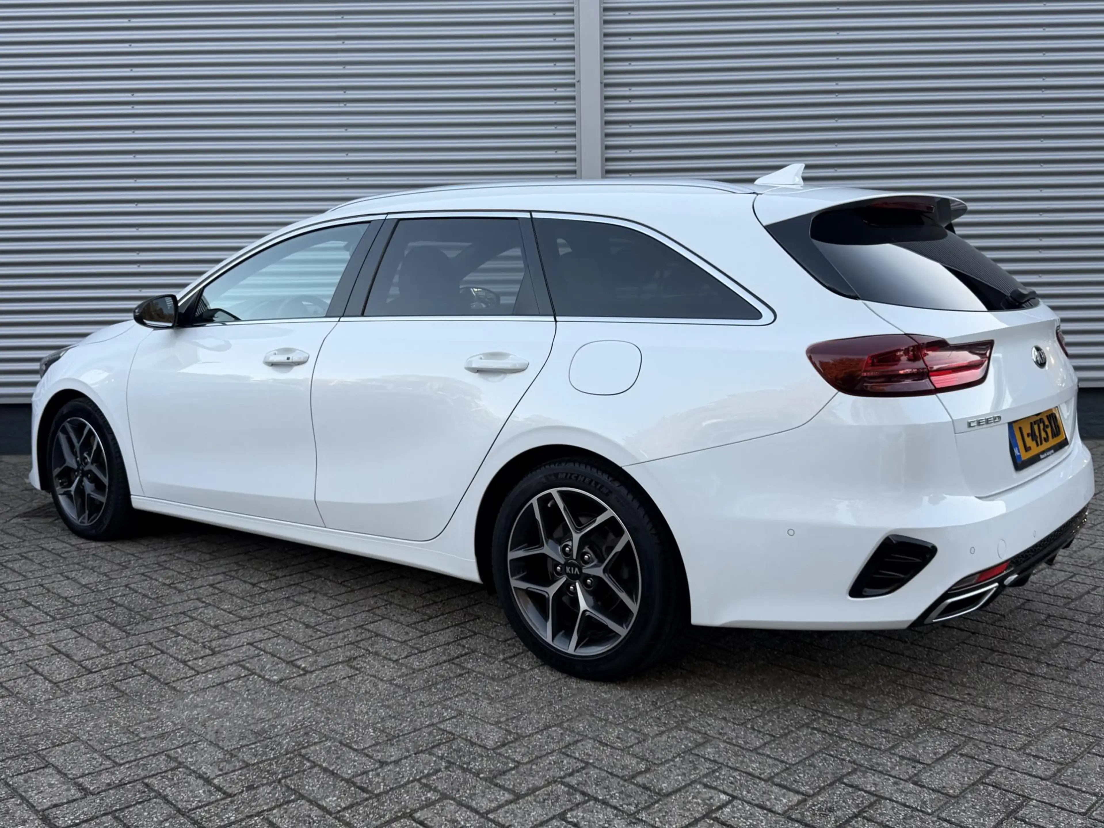 Kia Ceed SW / cee'd SW Sportswagon 1.5 T-GDi MHEV GT-Line Edition | Trekh — photo 3