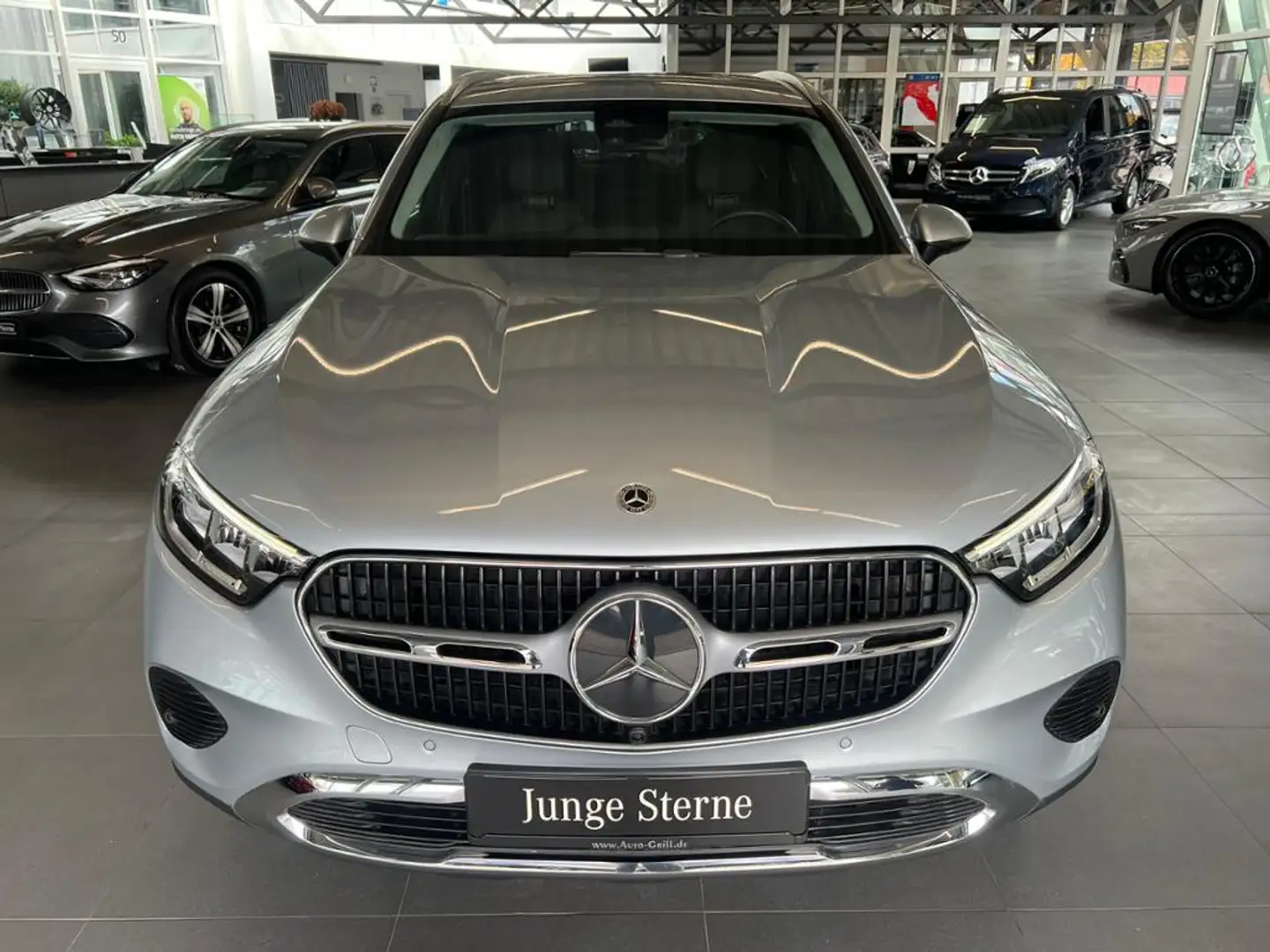 Mercedes-Benz GLC 200 4M AvantgardeMBUX Memory Kamera Distro Silber - 2