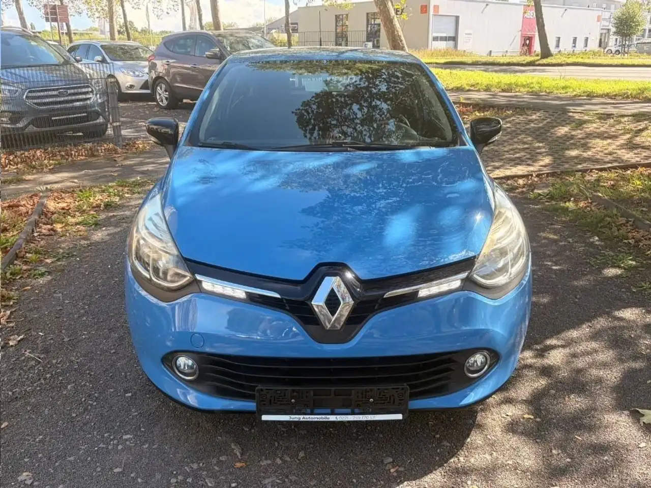 Renault Clio Citadine 3 portes — photo 4