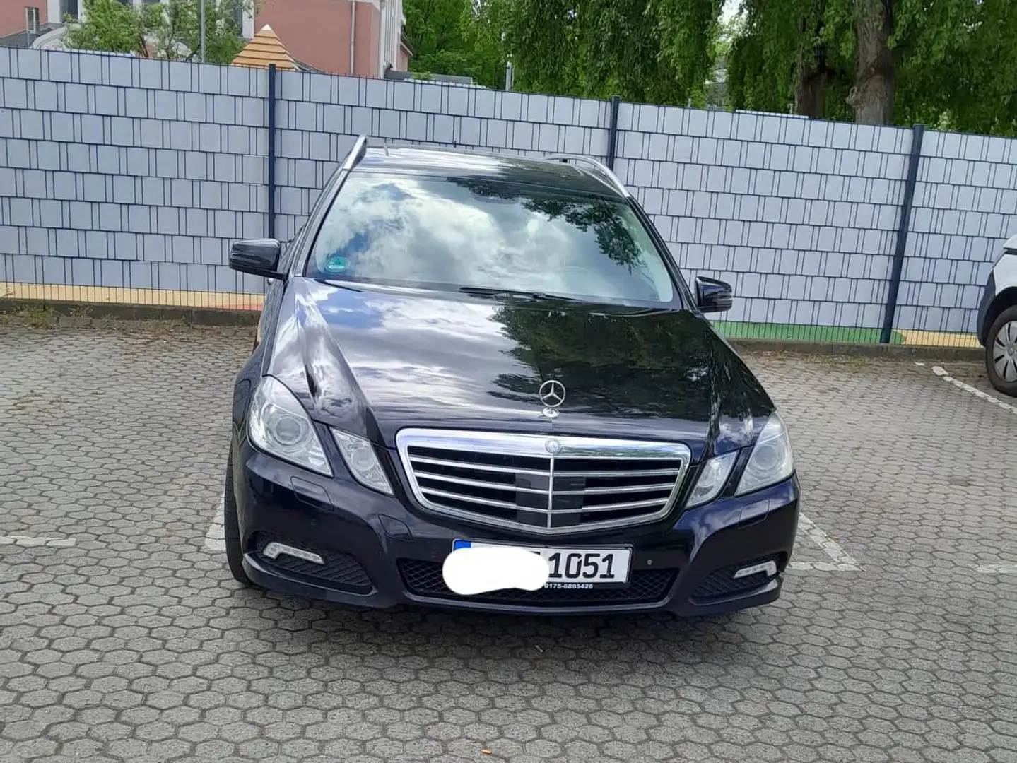 Mercedes-Benz 350 Noir - 1
