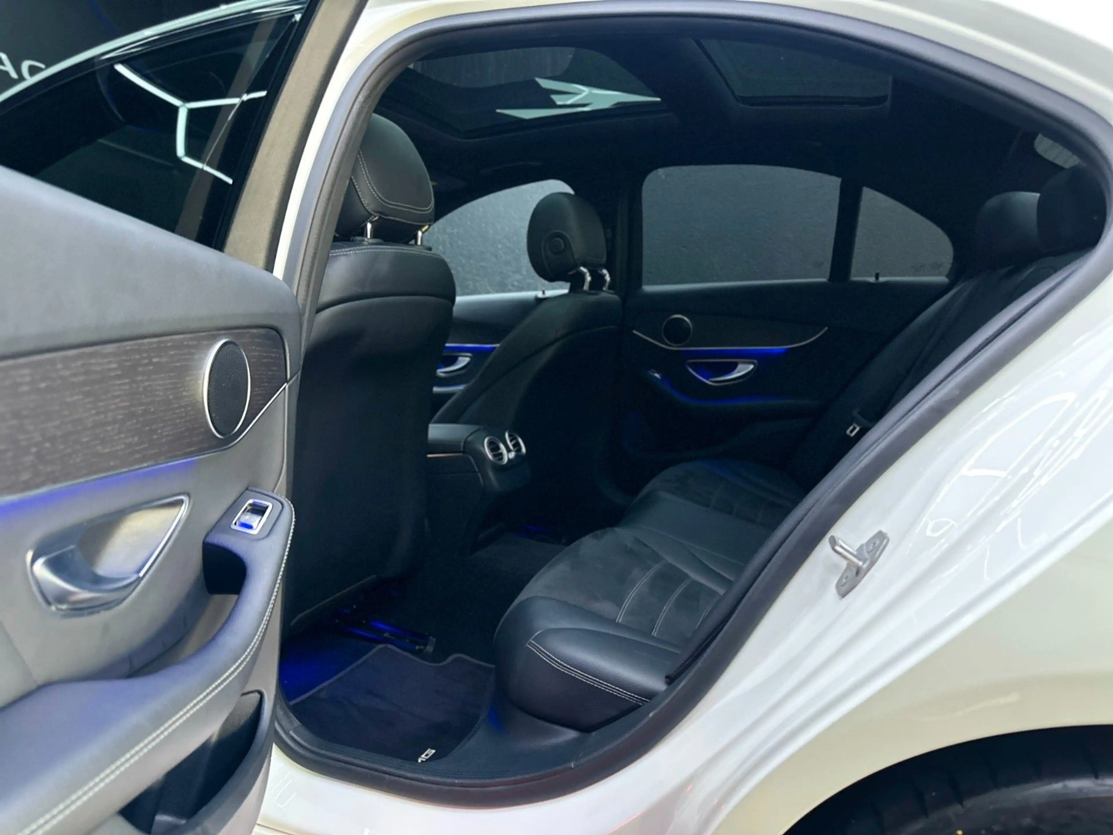 Mercedes-Benz C 200 C200*43AMG*LIMOUSINE*PANORAMA*DIGITAL*2.HAND — photo 11