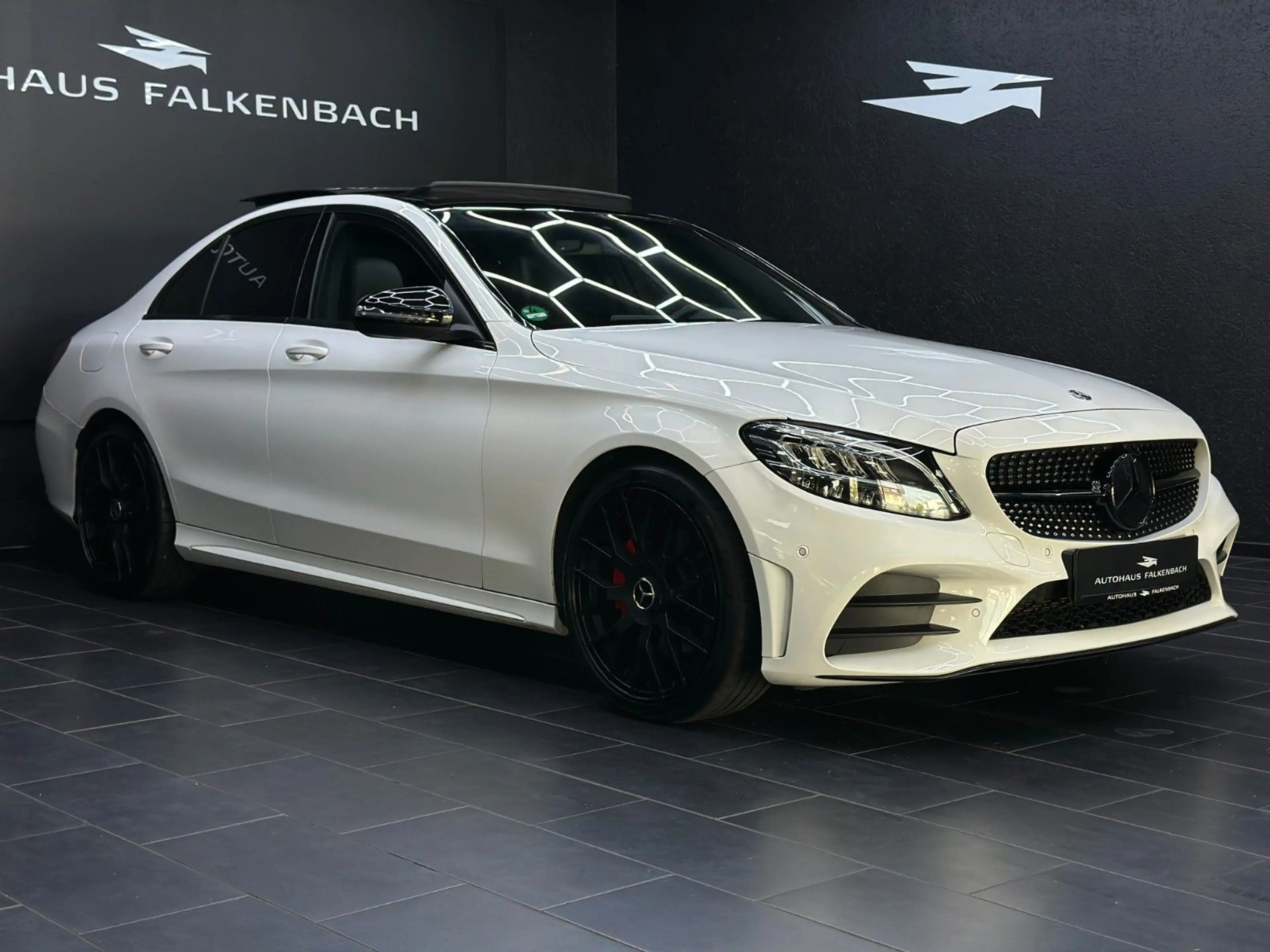Mercedes-Benz C 200 C200*43AMG*LIMOUSINE*PANORAMA*DIGITAL*2.HAND — photo 6