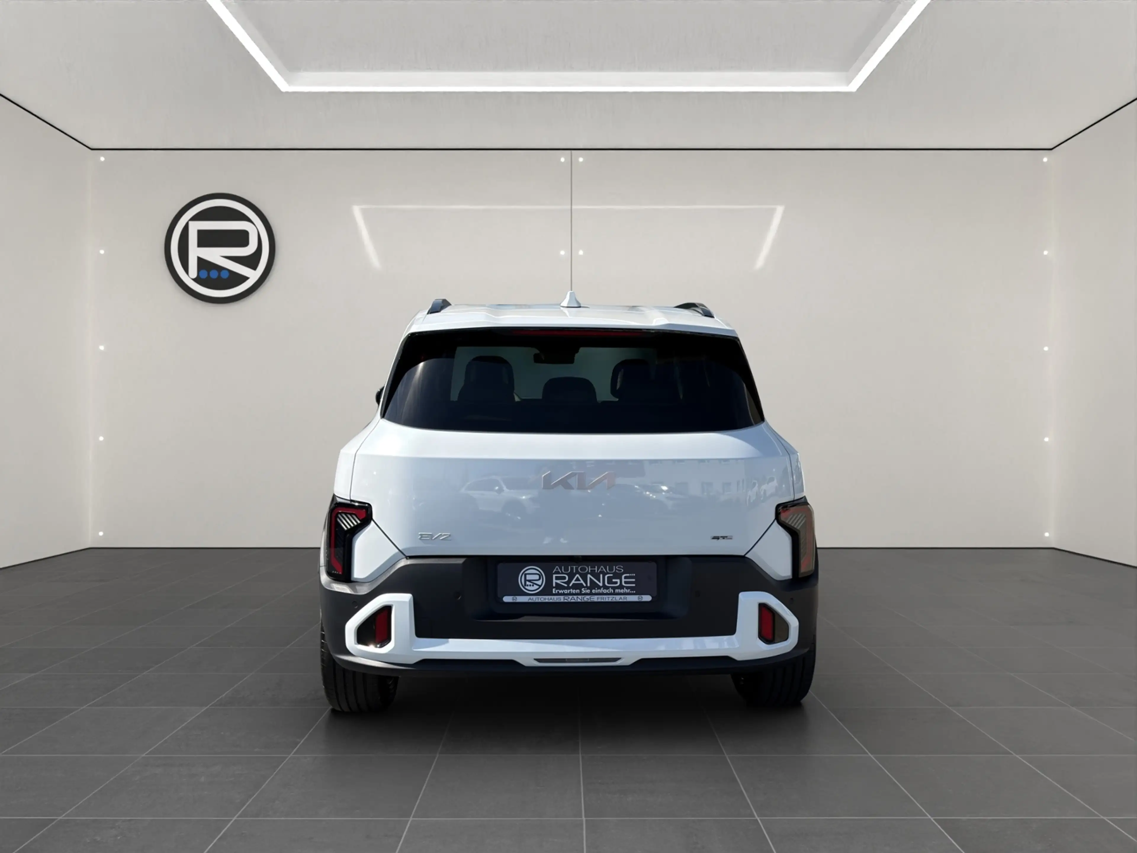 Kia EV2 61-kWh FWD GT-Line — photo 8