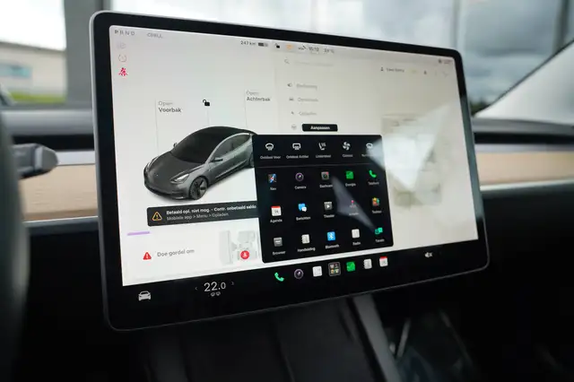 Tesla Model 3 view 23