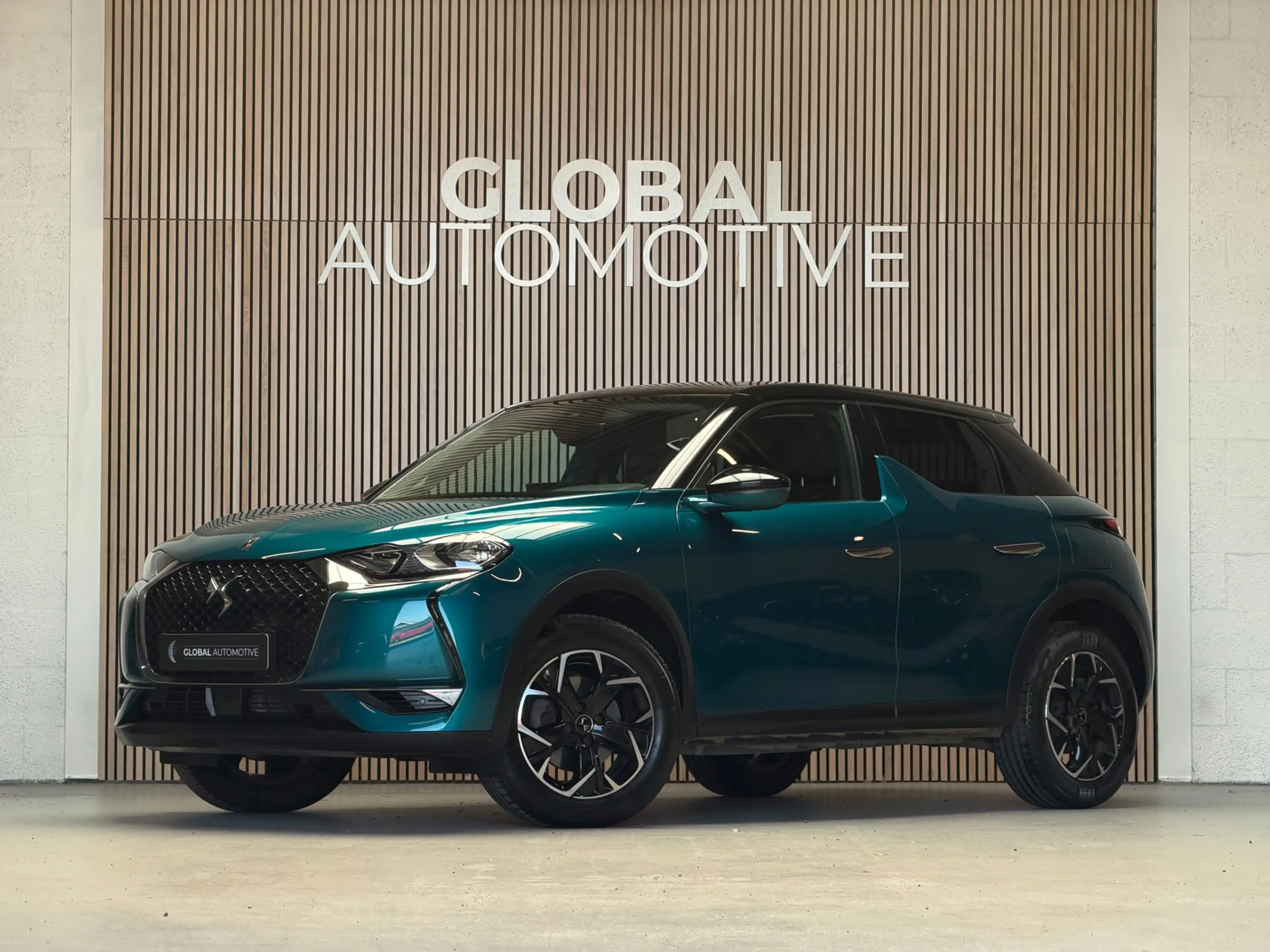 DS Automobiles DS 3 Crossback 1.2 PureTech Business - CARPLAY - NAVI - CAMERA
