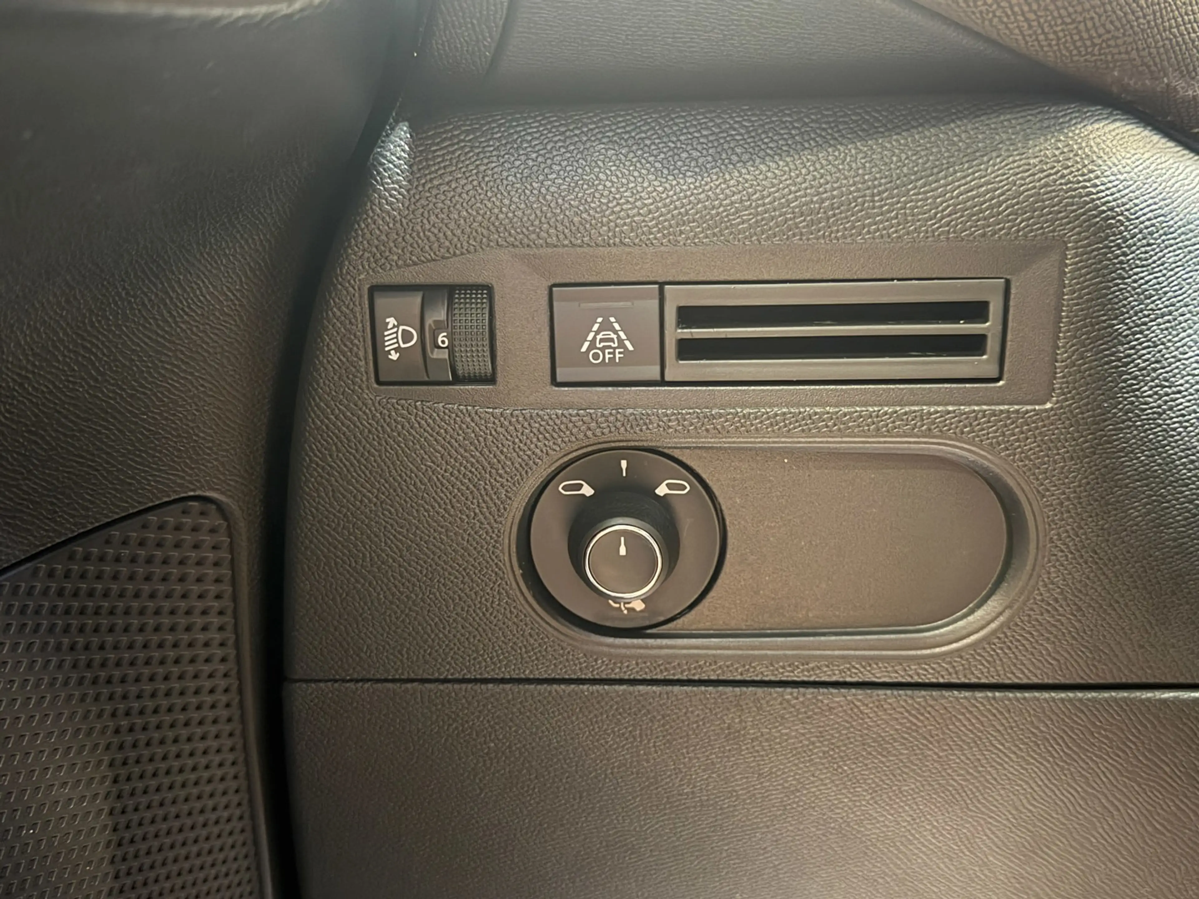 DS Automobiles DS 3 Crossback 1.2 PureTech Business - CARPLAY - NAVI - CAMERA — photo 7