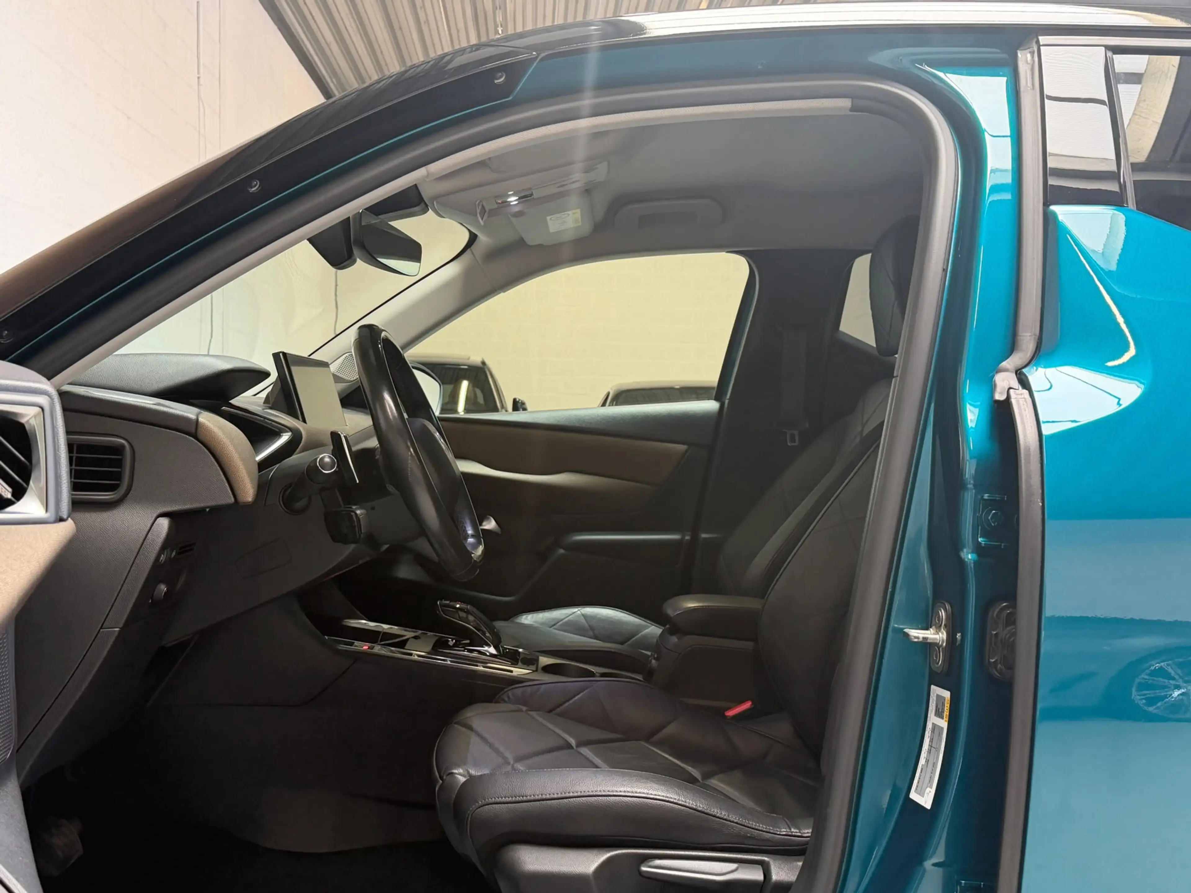 DS Automobiles DS 3 Crossback 1.2 PureTech Business - CARPLAY - NAVI - CAMERA — photo 3