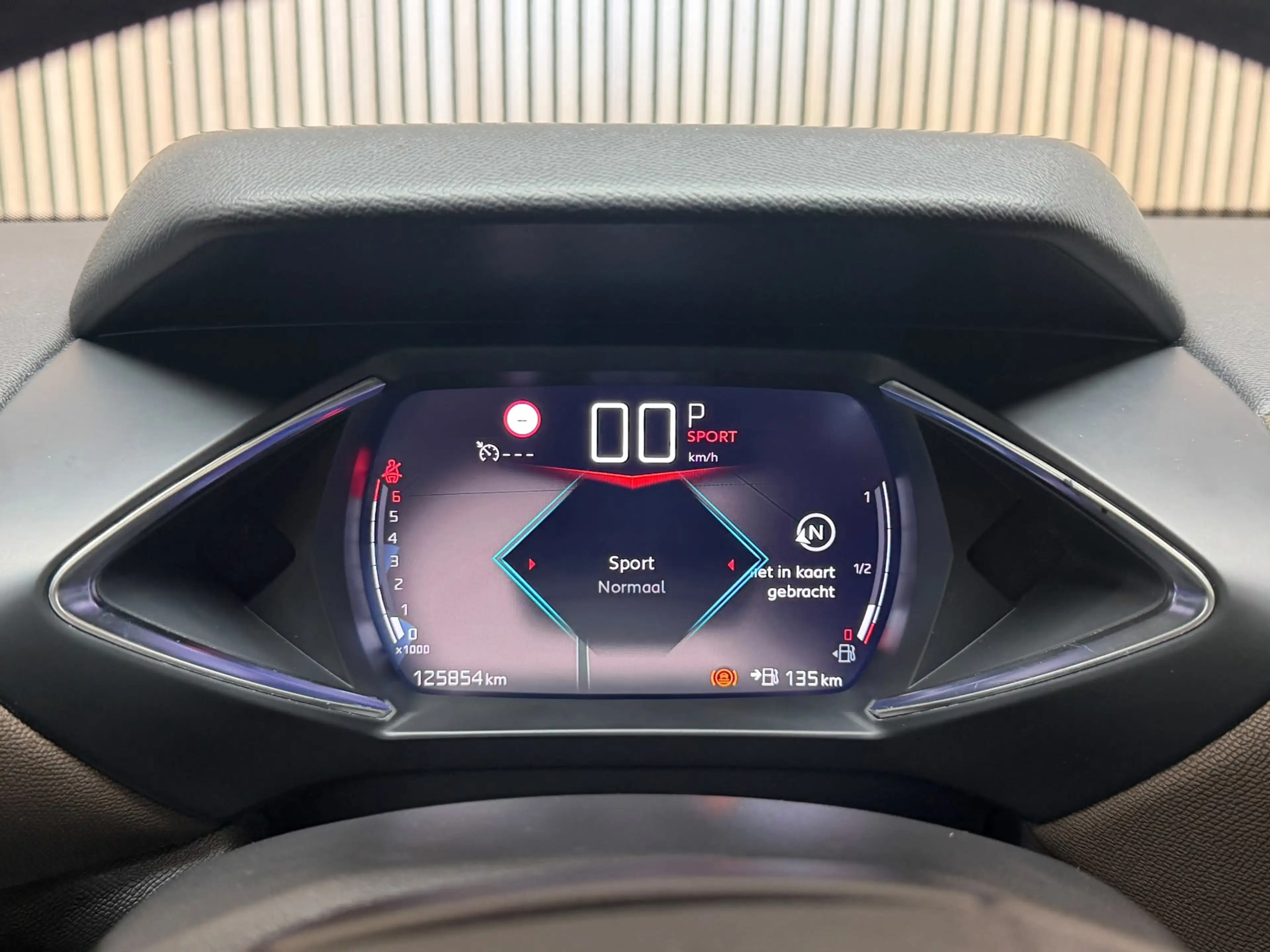 DS Automobiles DS 3 Crossback 1.2 PureTech Business - CARPLAY - NAVI - CAMERA — photo 11