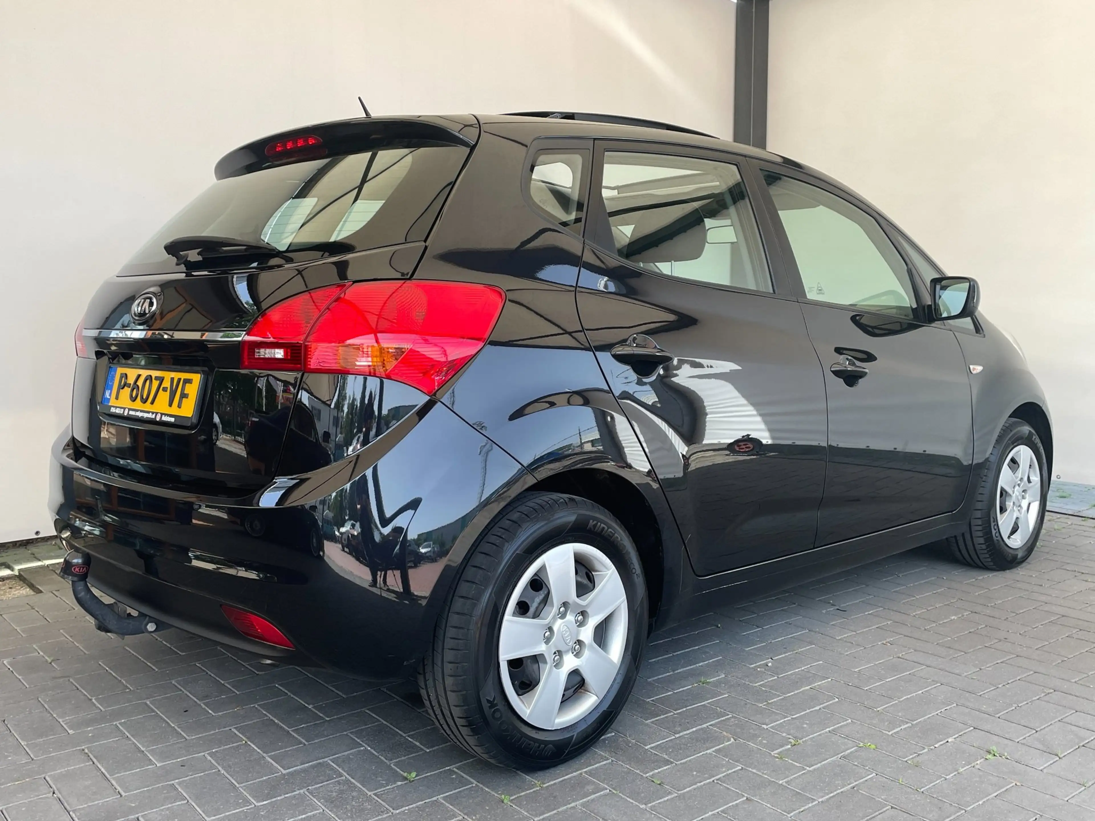 Kia Venga 1.6 CVVT ExecutiveLine|Automaat|Panoramadak|Trekha — photo 2