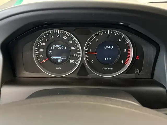Volvo XC60 view 14