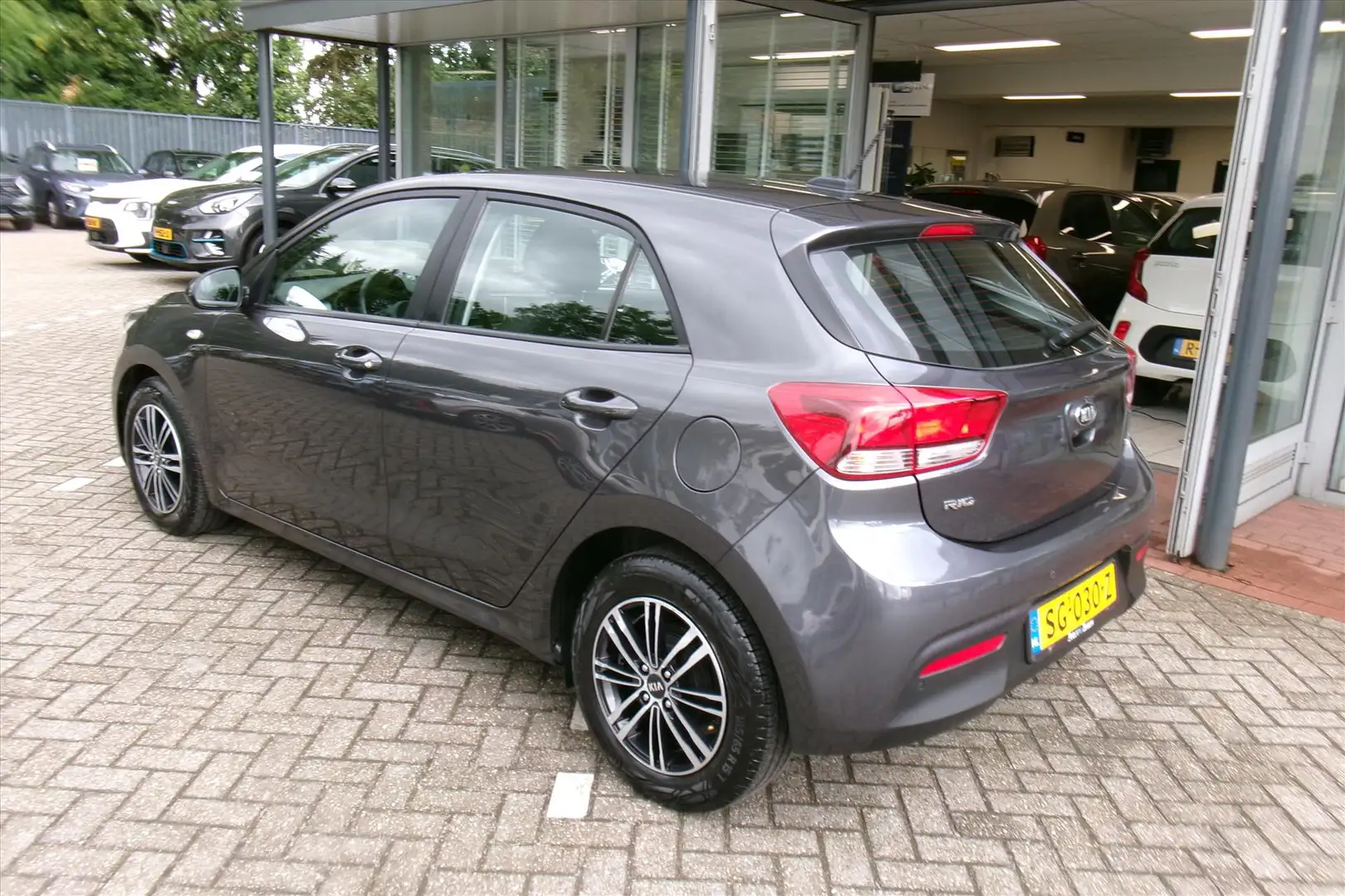 Kia Rio 1.0 Turbo ComfortPlusLine Navigator Org. Ned. Grijs - 2