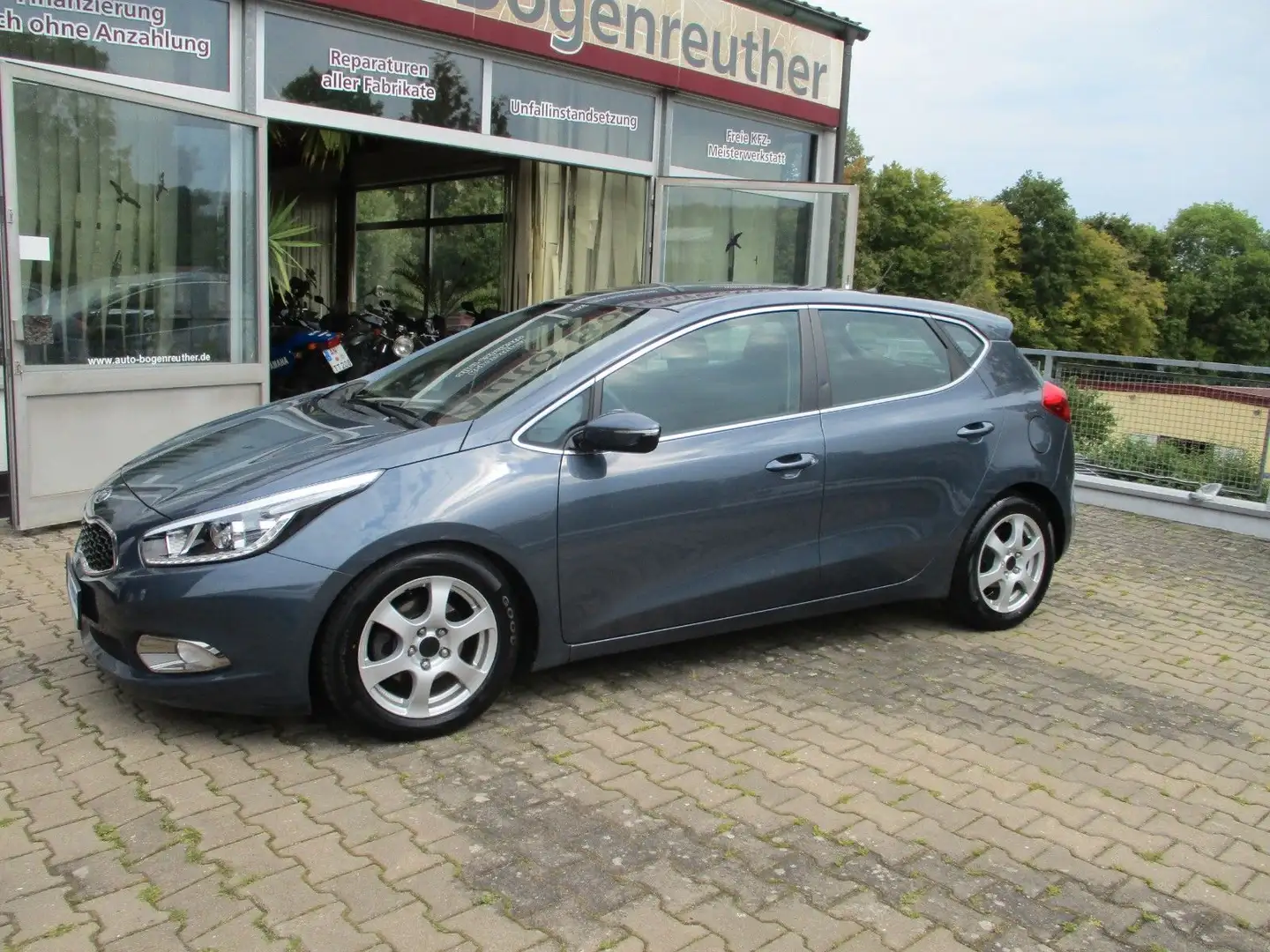 Kia Ceed / cee'd +Sitz.u.Lenkradheizung Blau - 2