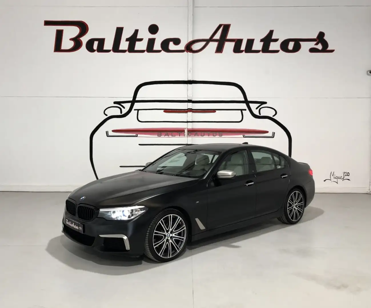 BMW 550 M550dA xDrive Zwart - 1