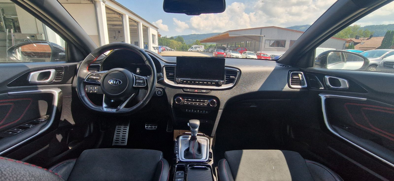 Kia ProCeed / pro_cee'd — photo 12