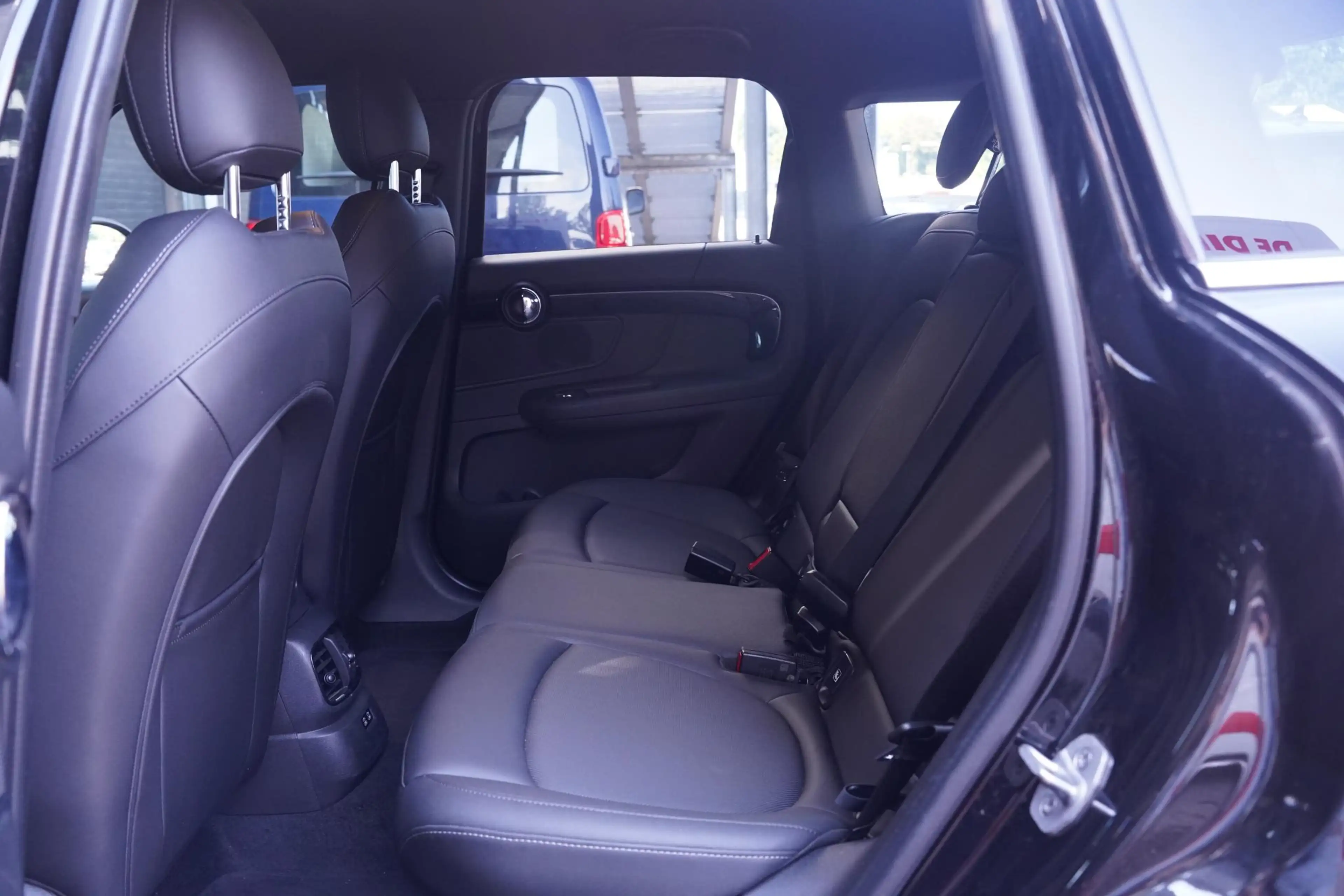 MINI Cooper SE Countryman ALL4 Classic Trim SOH 94% Apple Carplay Navi Verwa — photo 24