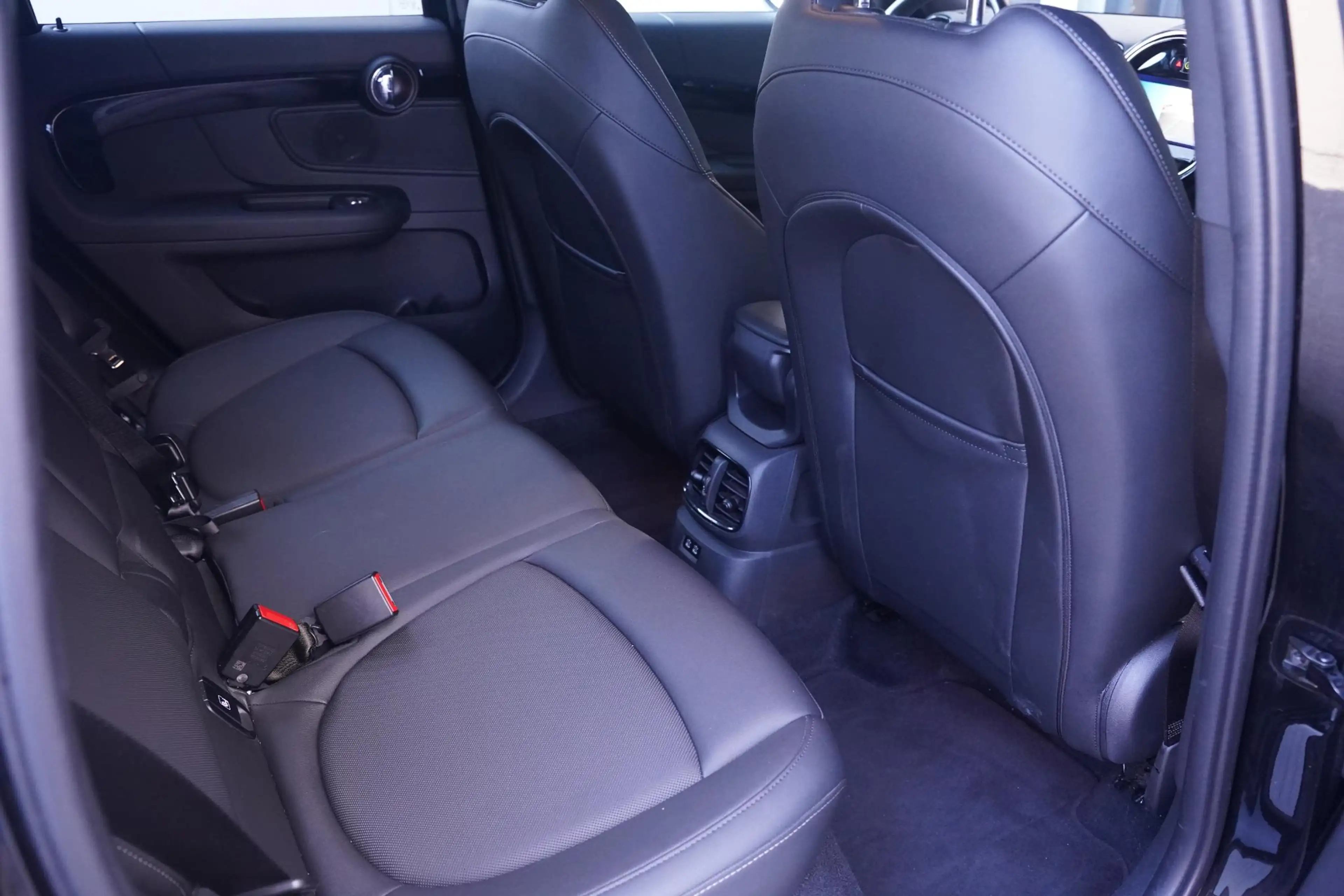 MINI Cooper SE Countryman ALL4 Classic Trim SOH 94% Apple Carplay Navi Verwa — photo 25