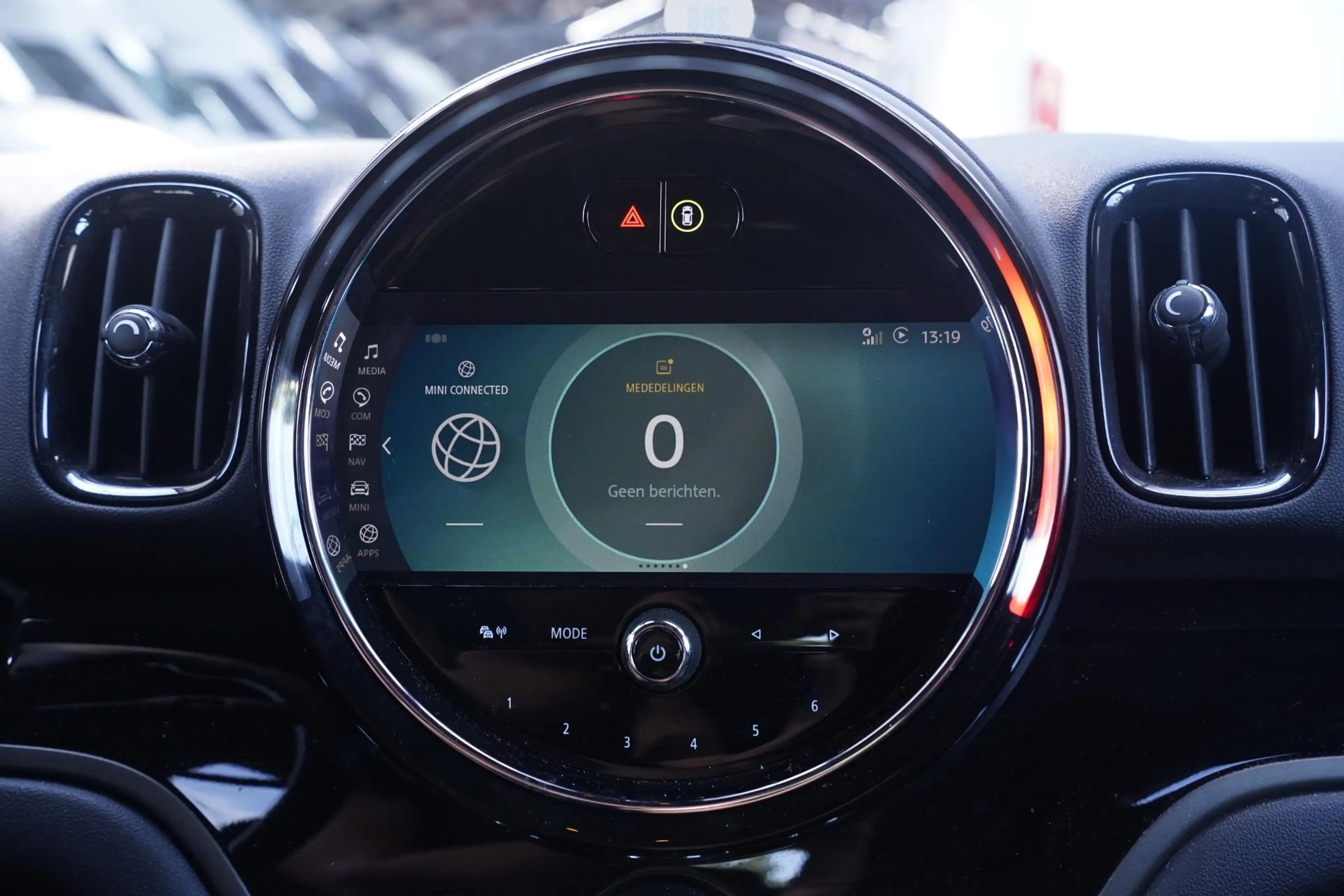 MINI Cooper SE Countryman ALL4 Classic Trim SOH 94% Apple Carplay Navi Verwa — photo 47