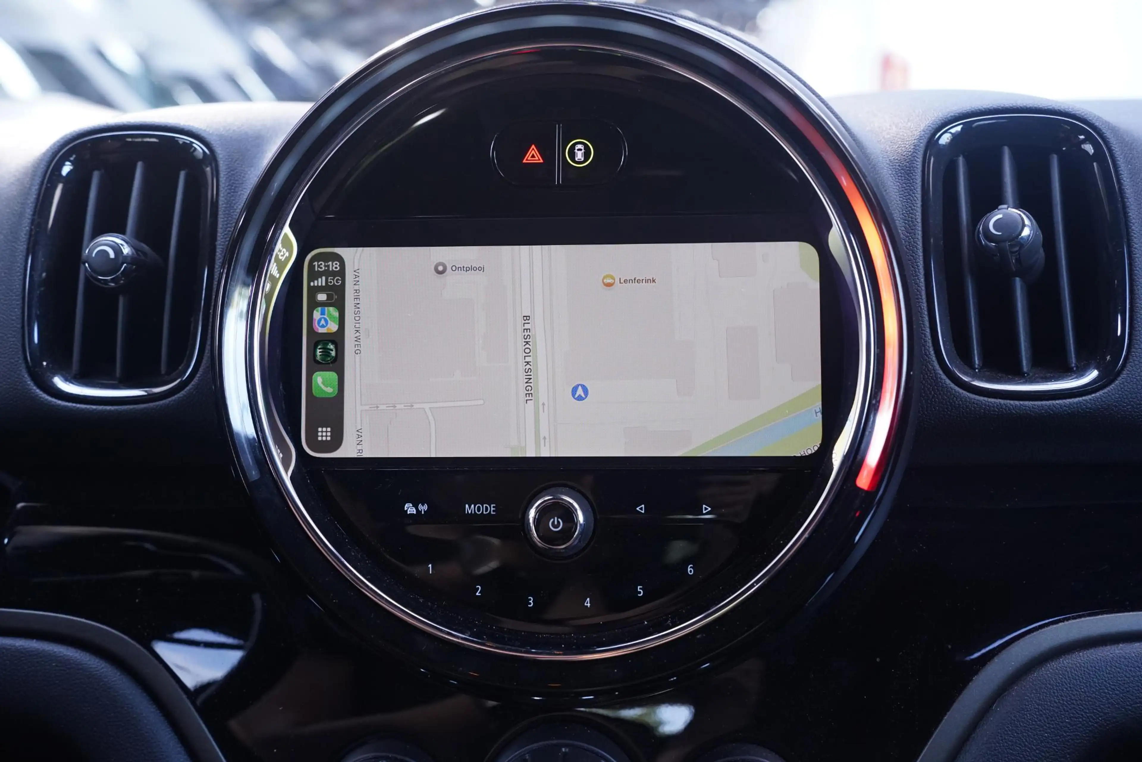 MINI Cooper SE Countryman ALL4 Classic Trim SOH 94% Apple Carplay Navi Verwa — photo 43