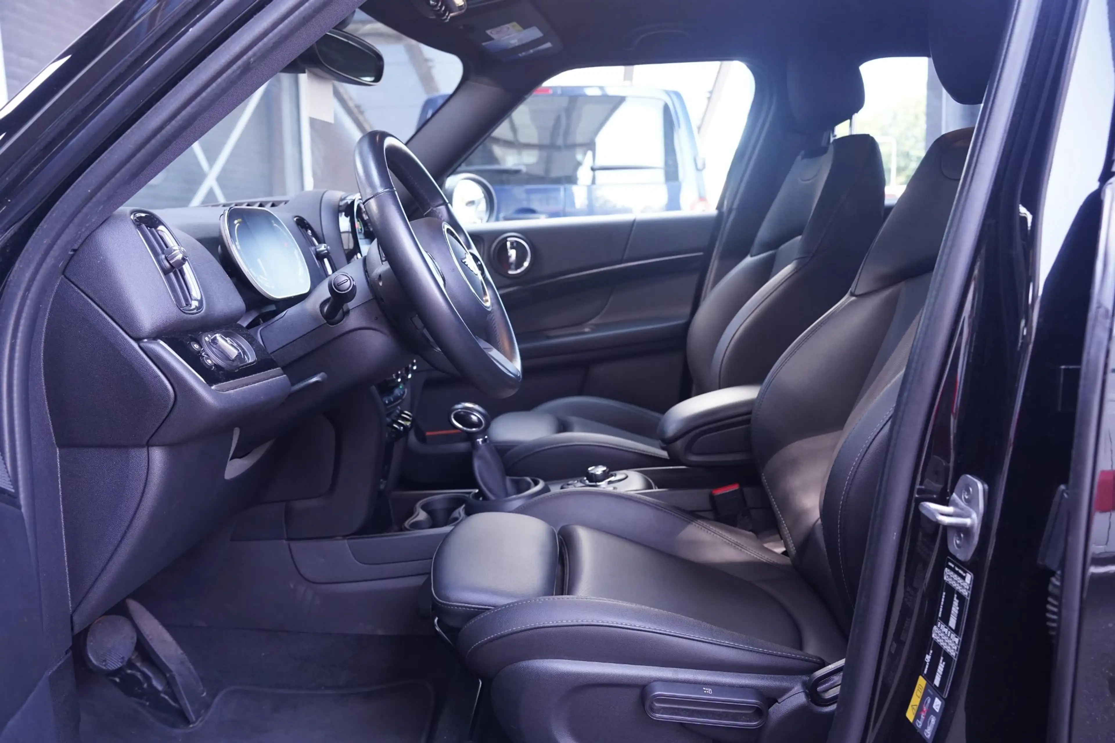MINI Cooper SE Countryman ALL4 Classic Trim SOH 94% Apple Carplay Navi Verwa — photo 21