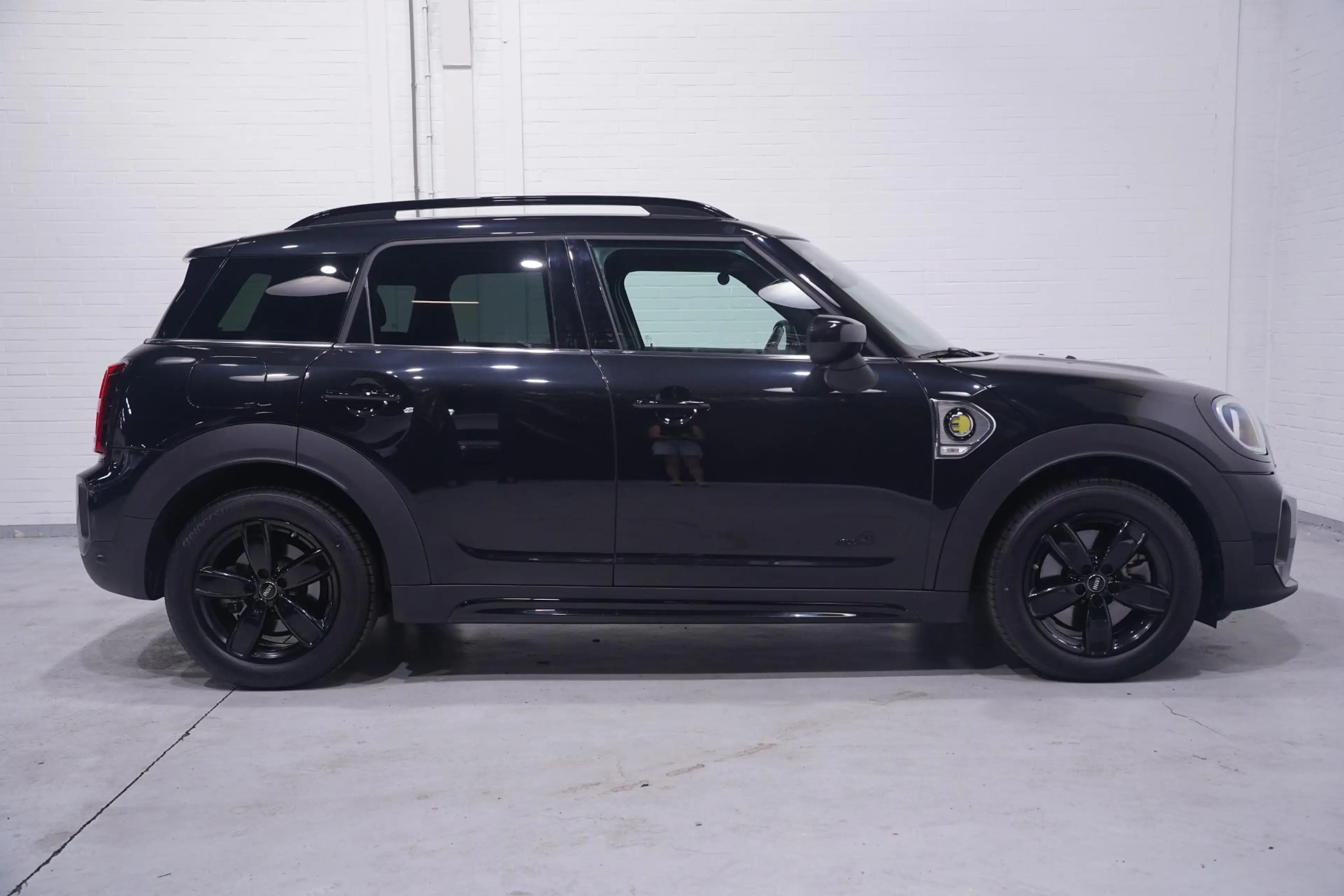 MINI Cooper SE Countryman ALL4 Classic Trim SOH 94% Apple Carplay Navi Verwa — photo 4