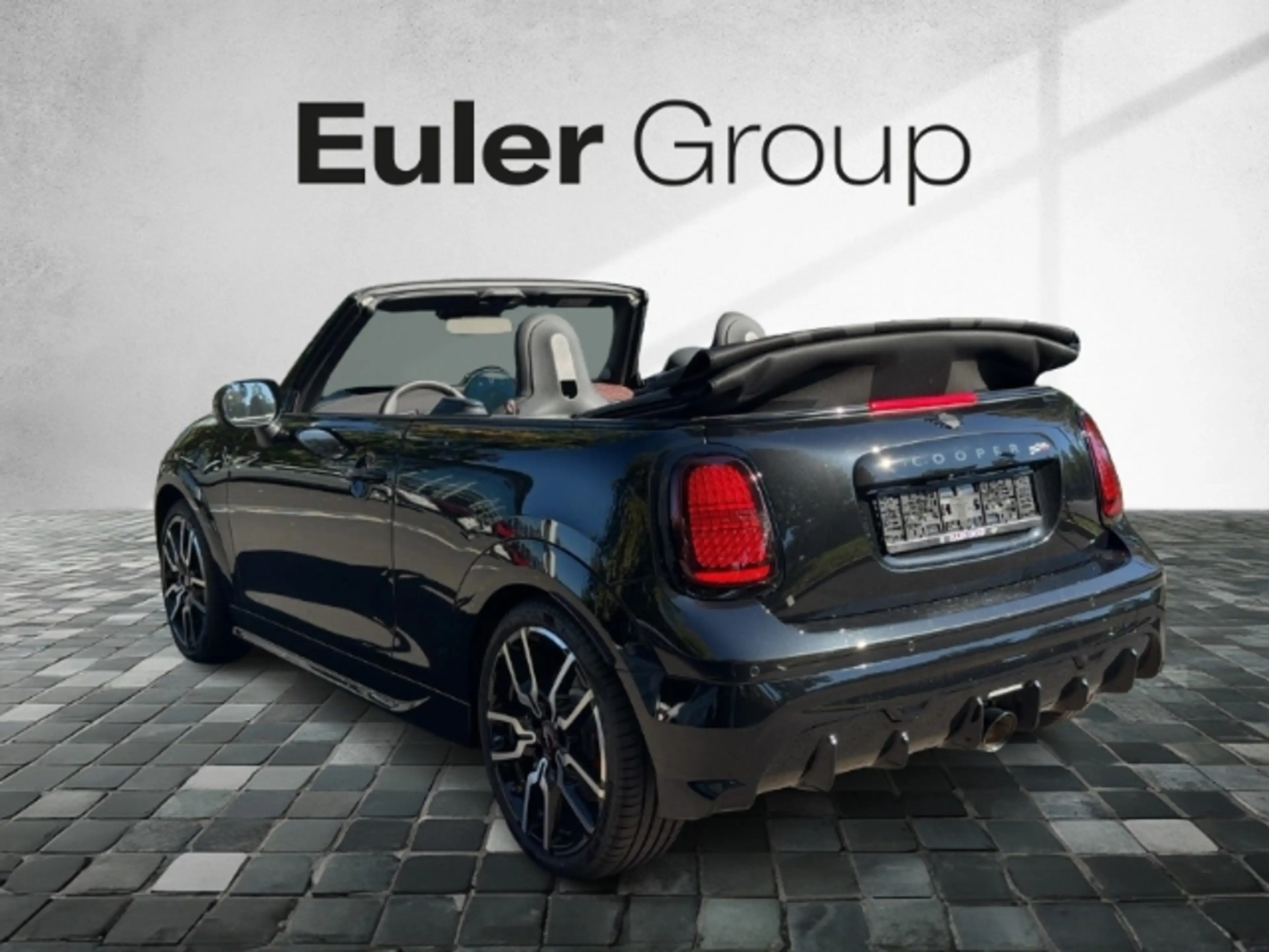 MINI John Cooper Works Cabrio HUD AD Navi Memory Sitze HarmanKardon LED Kurvenli — photo 15