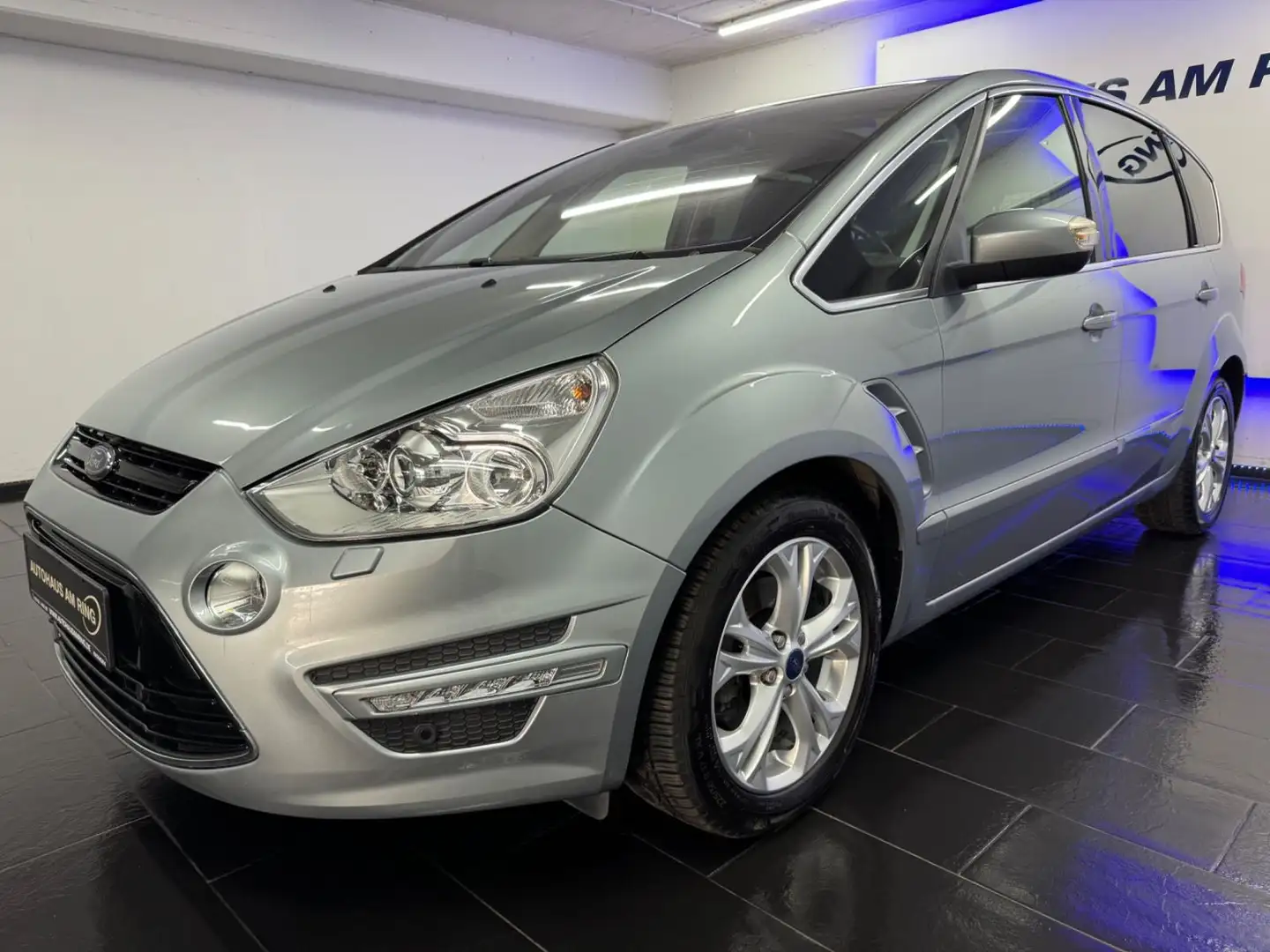 Ford S-Max Titanium KEY SPUR 18" XENO SZHG PANO TEMPO Silber - 2
