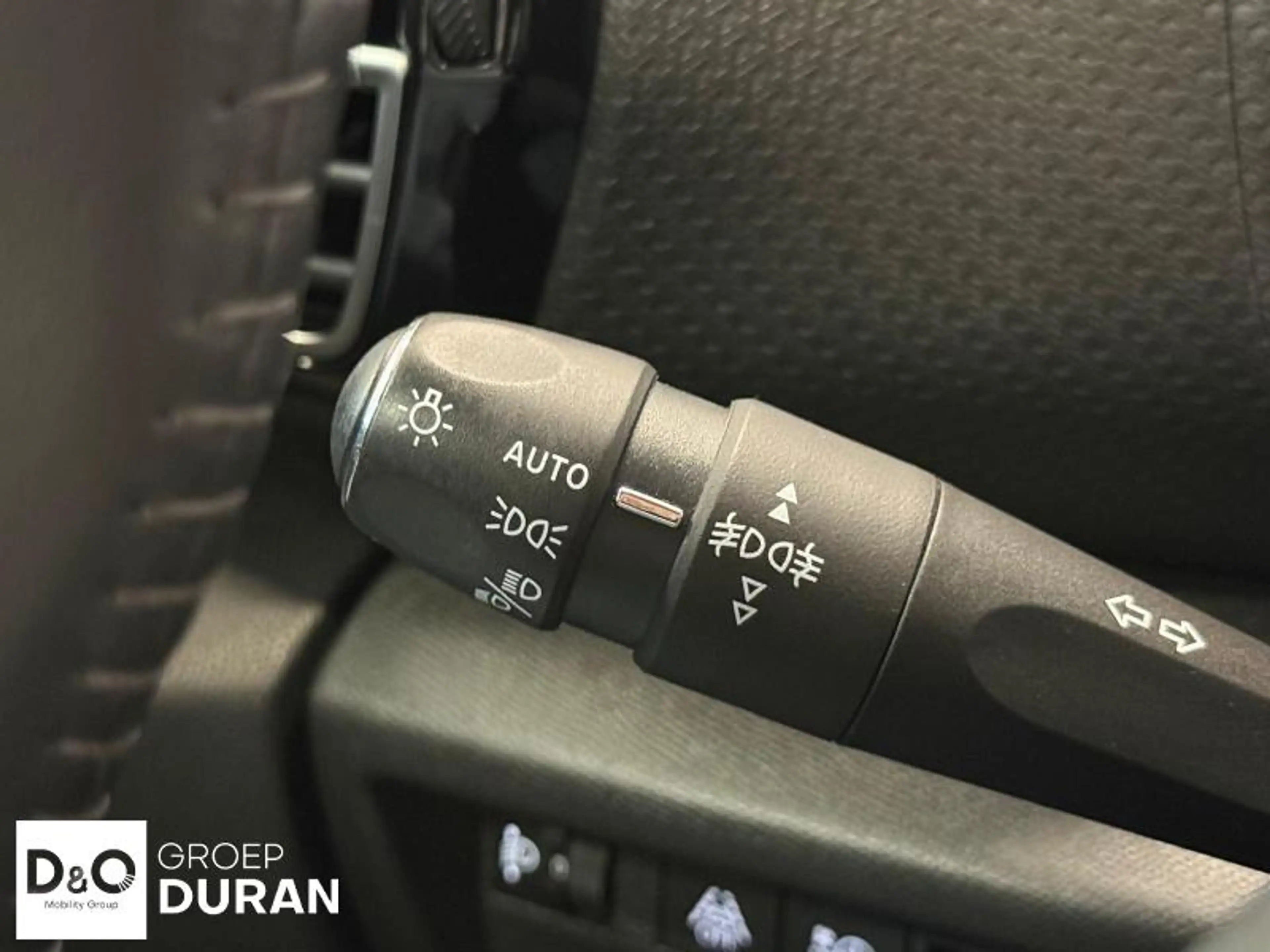 Citroen C4 ELECTRIC SHINE — photo 8