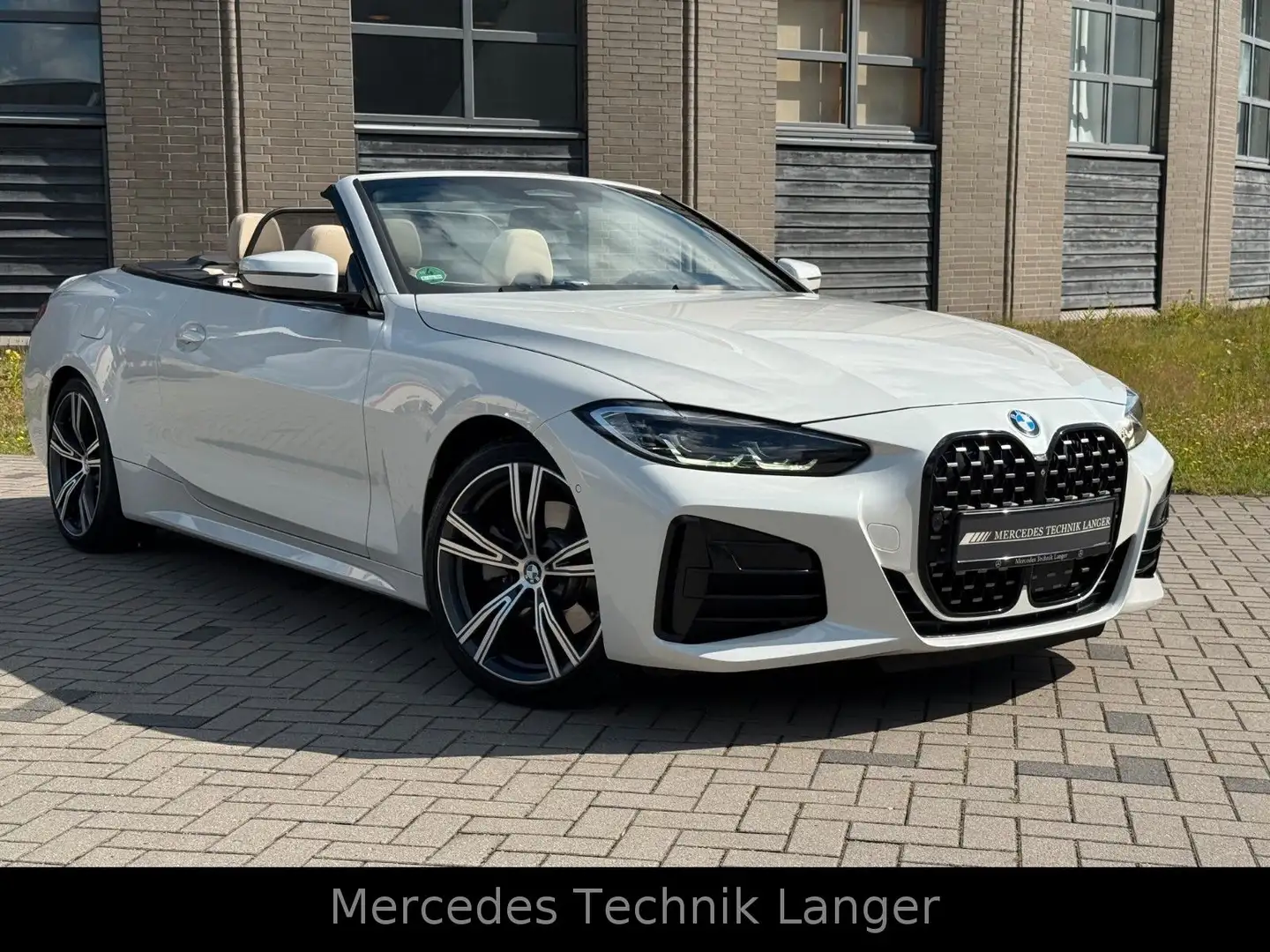 BMW 430 i Cabrio M Sport/AHK/Harman/Kardon Wit - 2