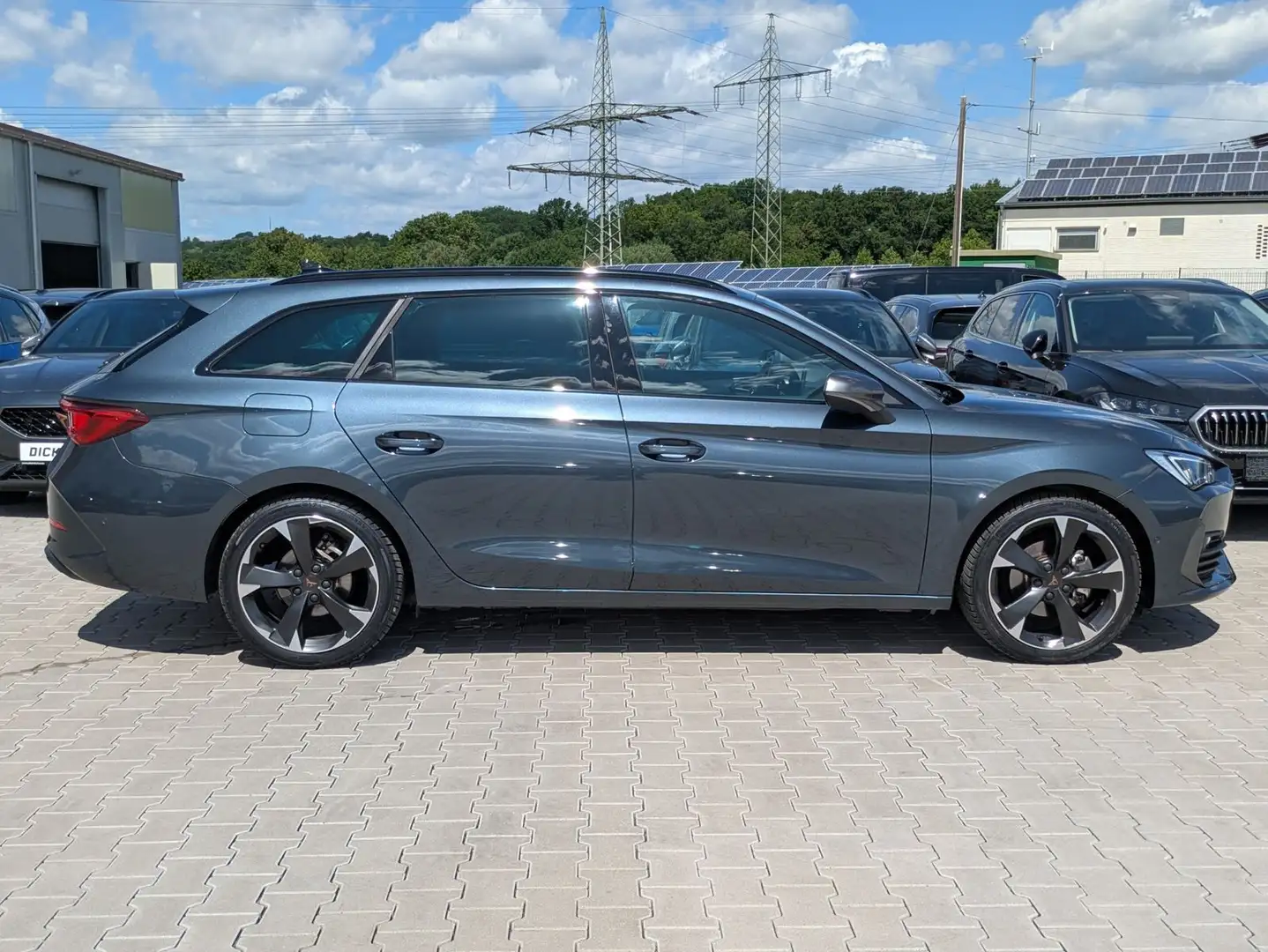 CUPRA Leon 1.5 eTSI DSG MATRIX-LED*ACC*APP*KAMERA*18" Grau - 2