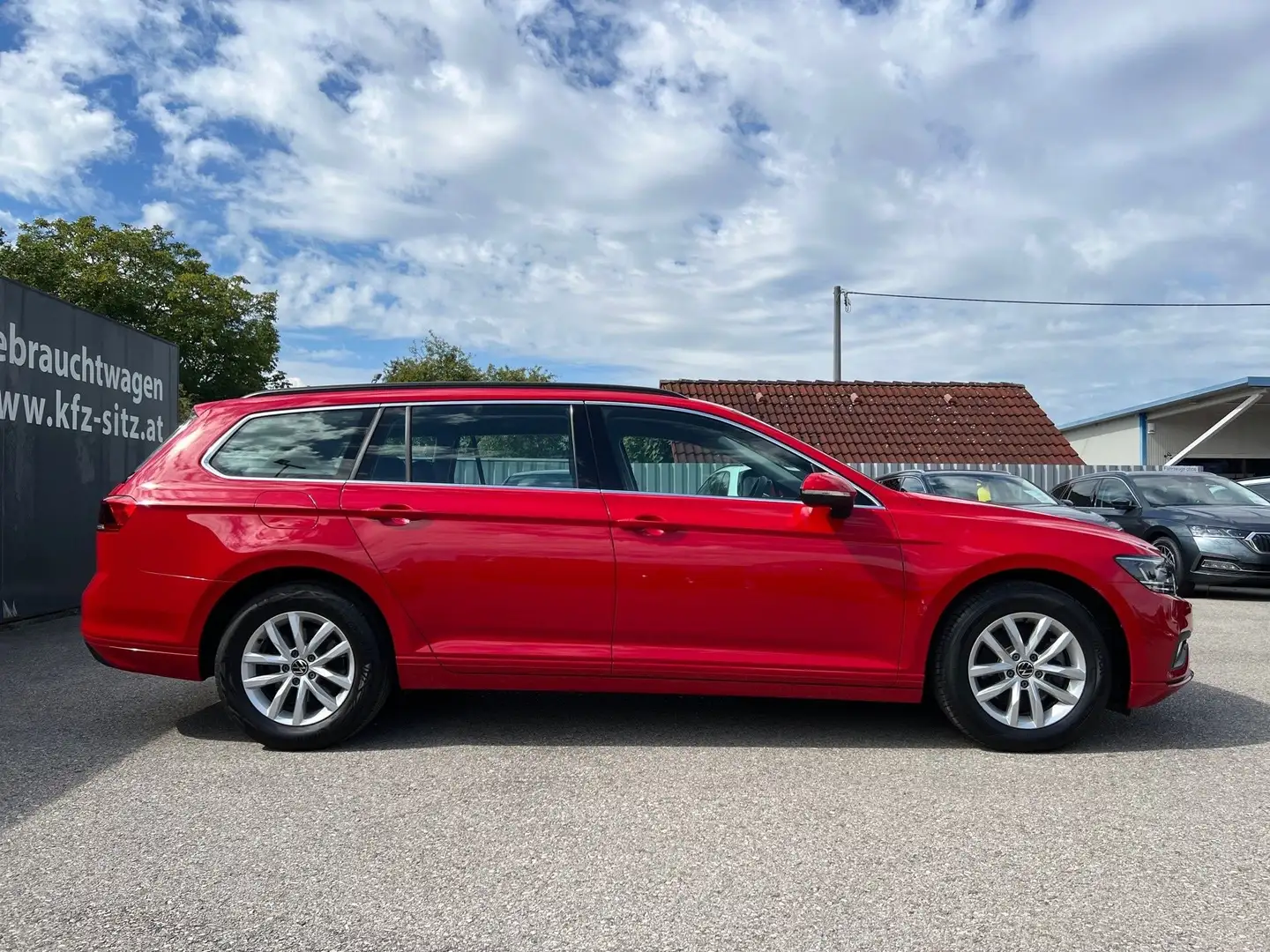 Volkswagen Passat Variant Business 2,0 TDI DSG| NP €52.900 Rot - 2