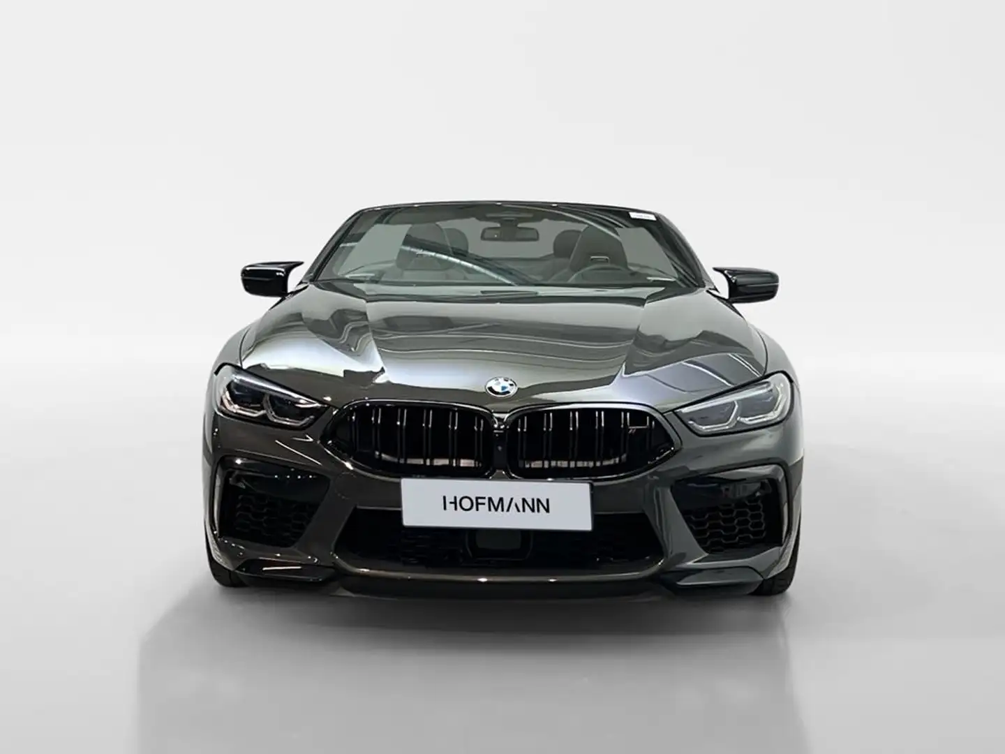 BMW M8 Competition Grau - 2