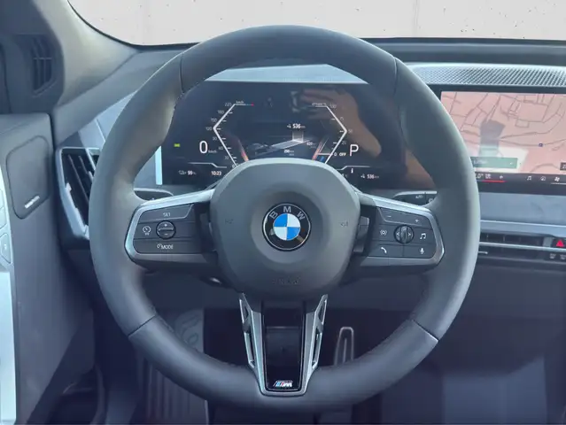 BMW Ix view 12