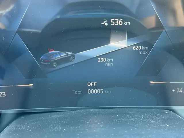 BMW Ix view 10