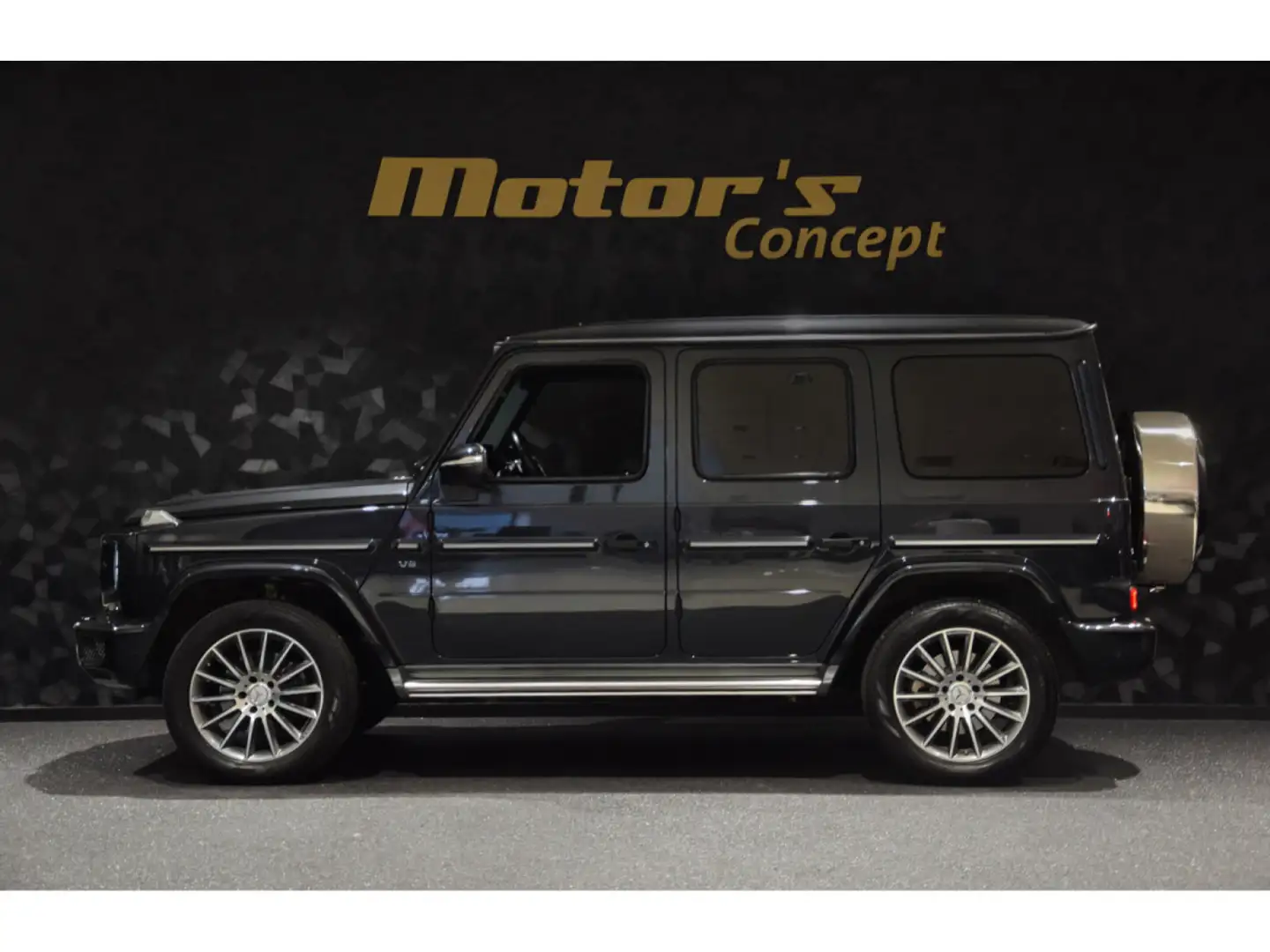 Mercedes-Benz G 500 V8 AMG Line Grey - 2