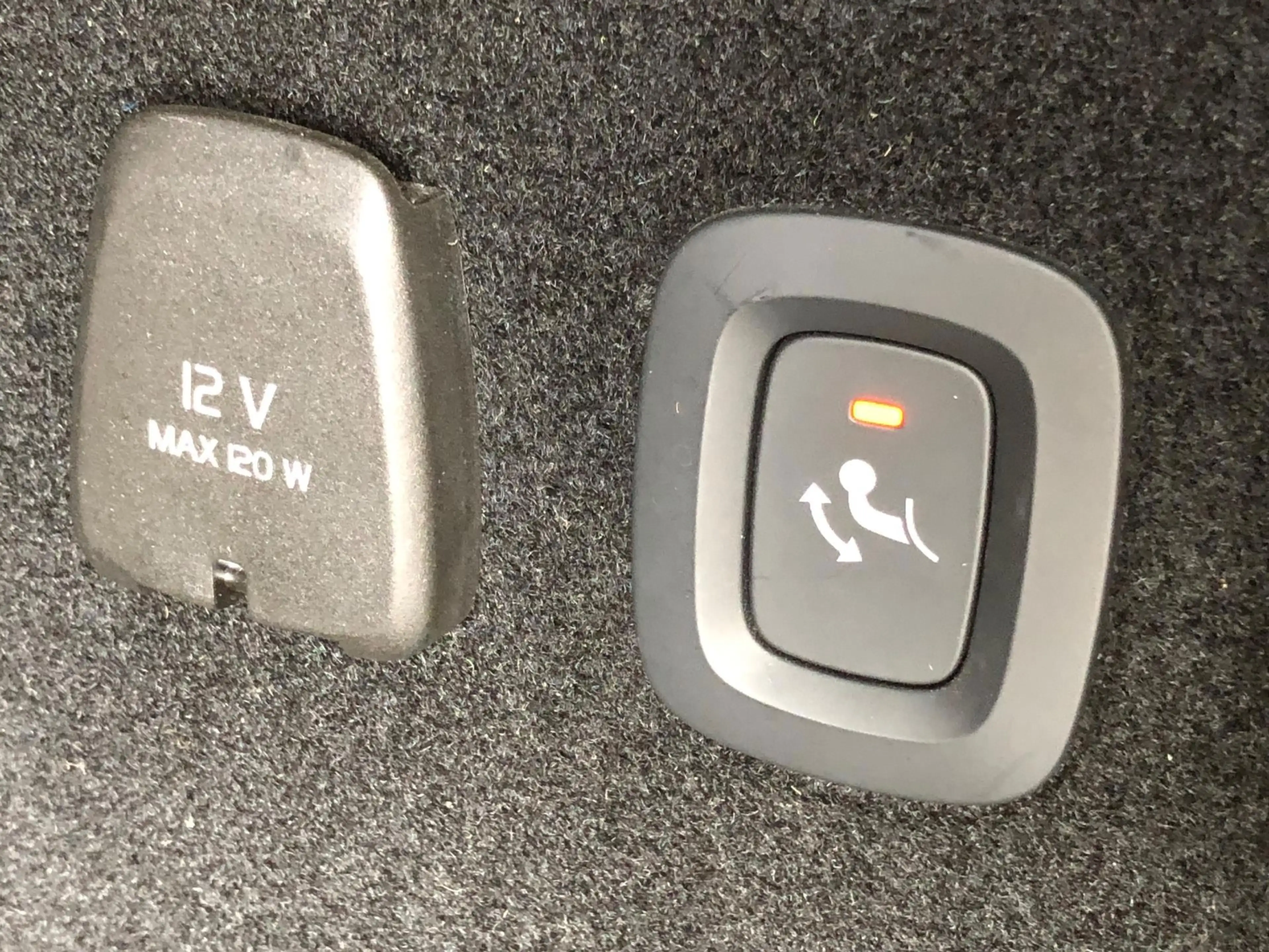 Volvo V60 2.0 T6 Recharge AWD R-Design|Trekhaak|Pano|Leder| — photo 15