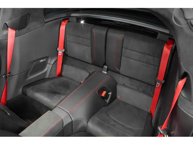 Porsche 911 view 10