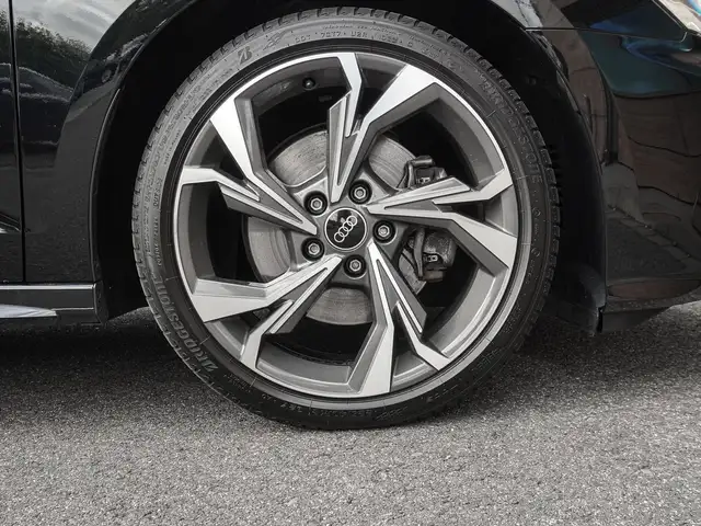 Audi A3 view 7