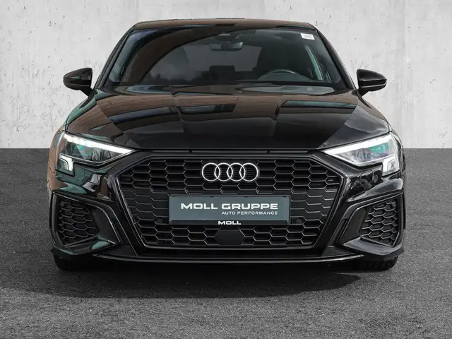 Audi A3 view 3